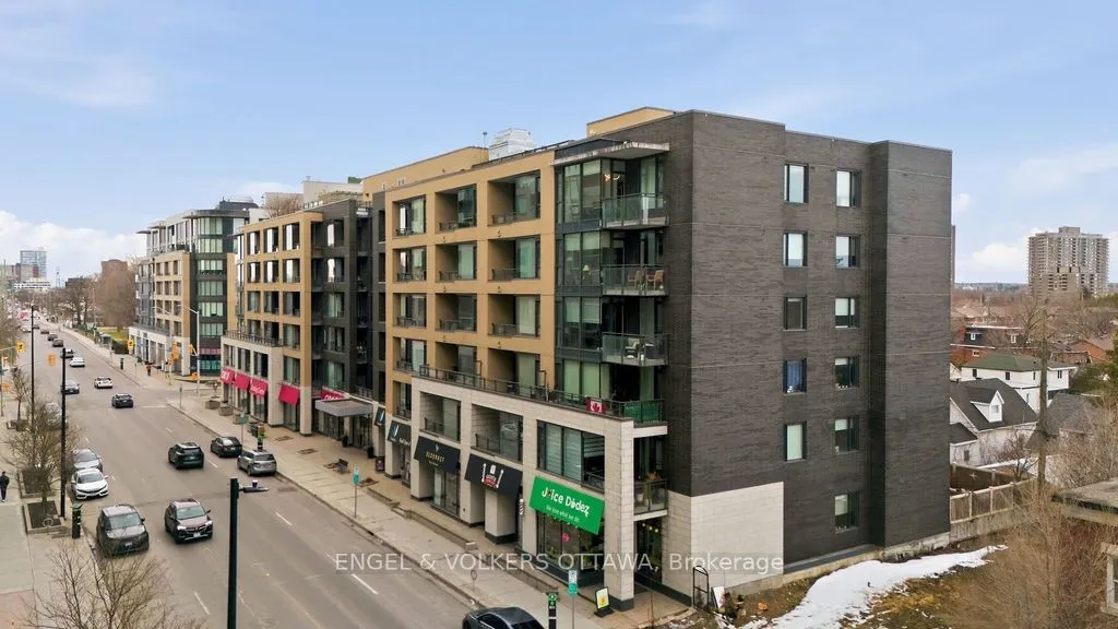101 Richmond Road #418