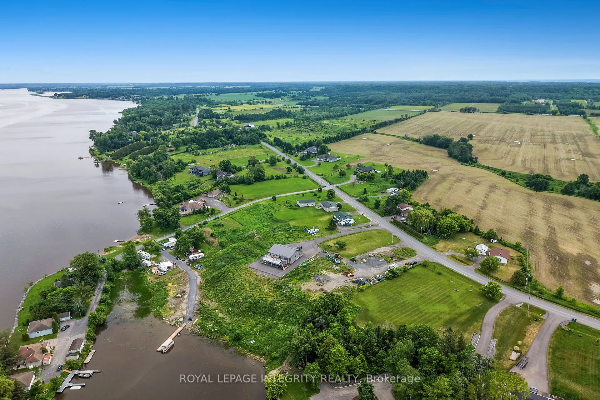 3156 Old Highway 17 Road