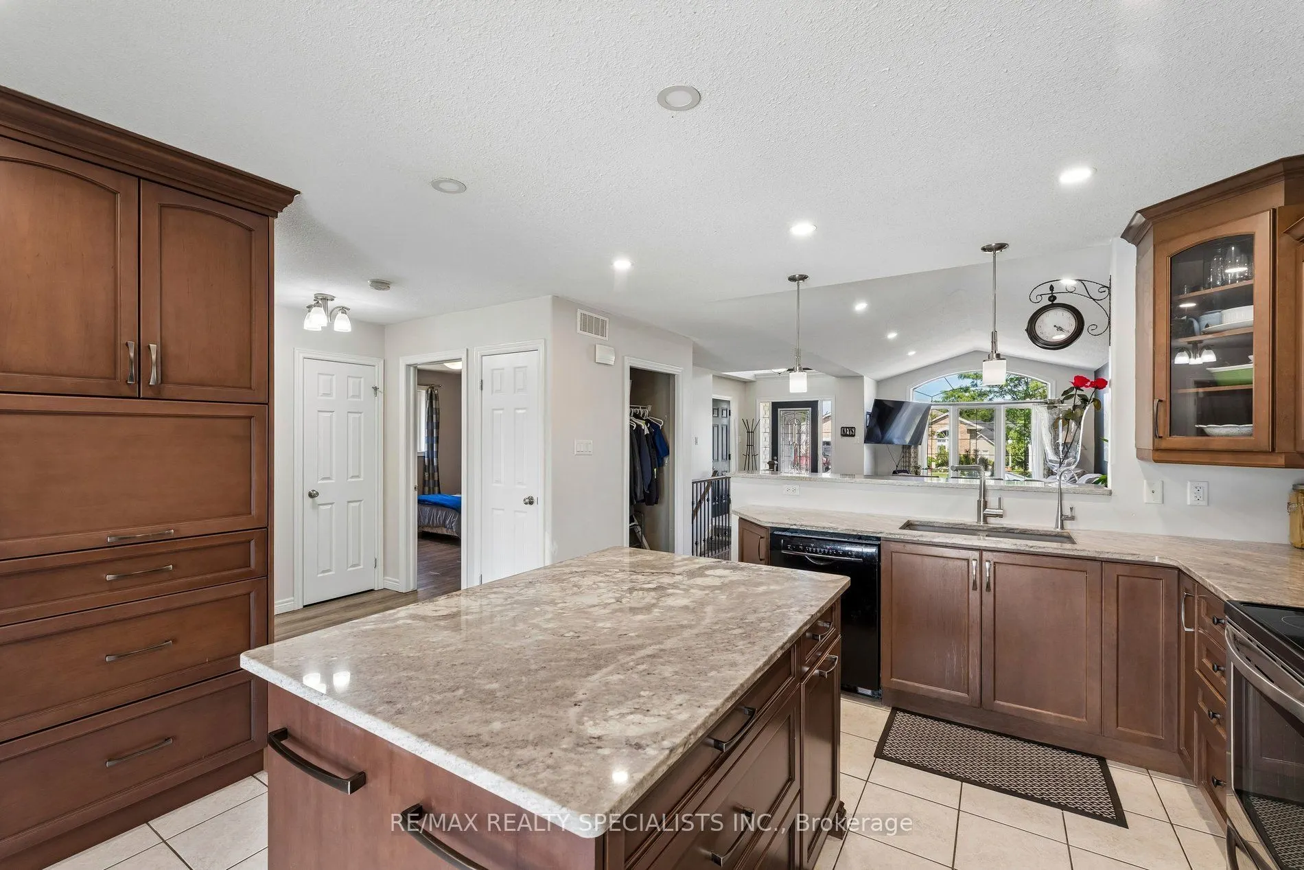 375 Fairway Road