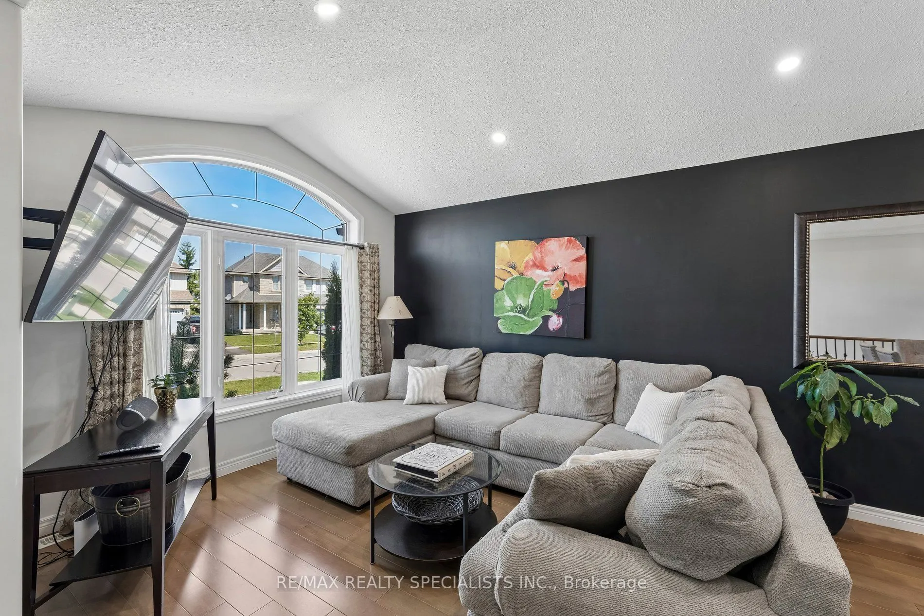 375 Fairway Road