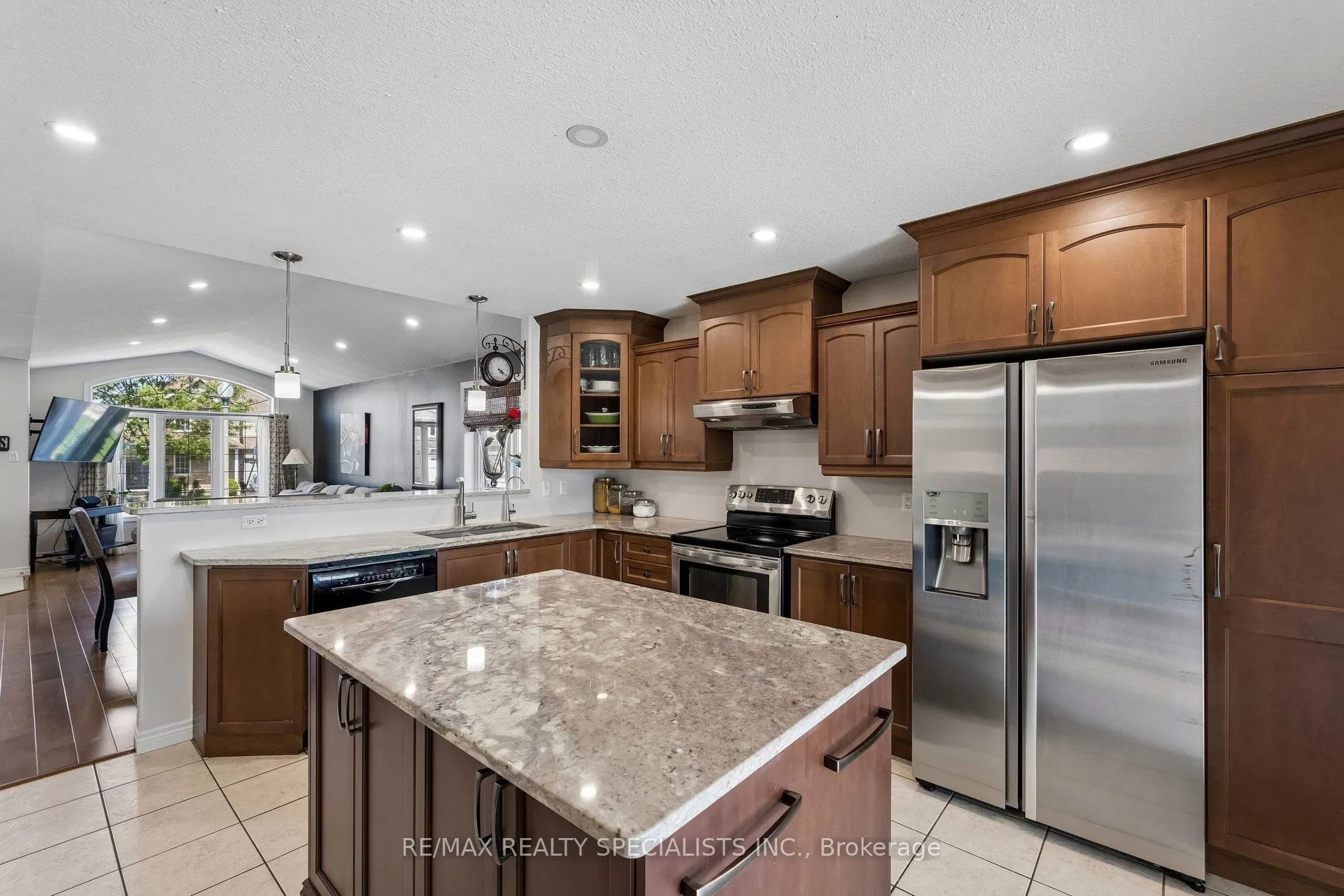 375 Fairway Road