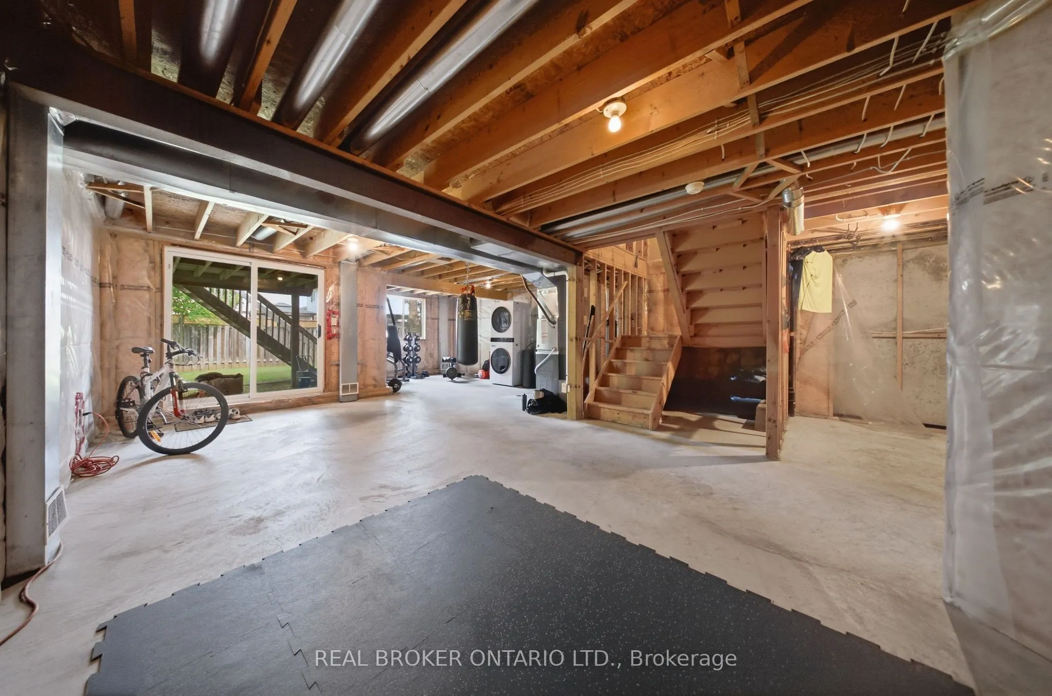 19 Boulder Crescent