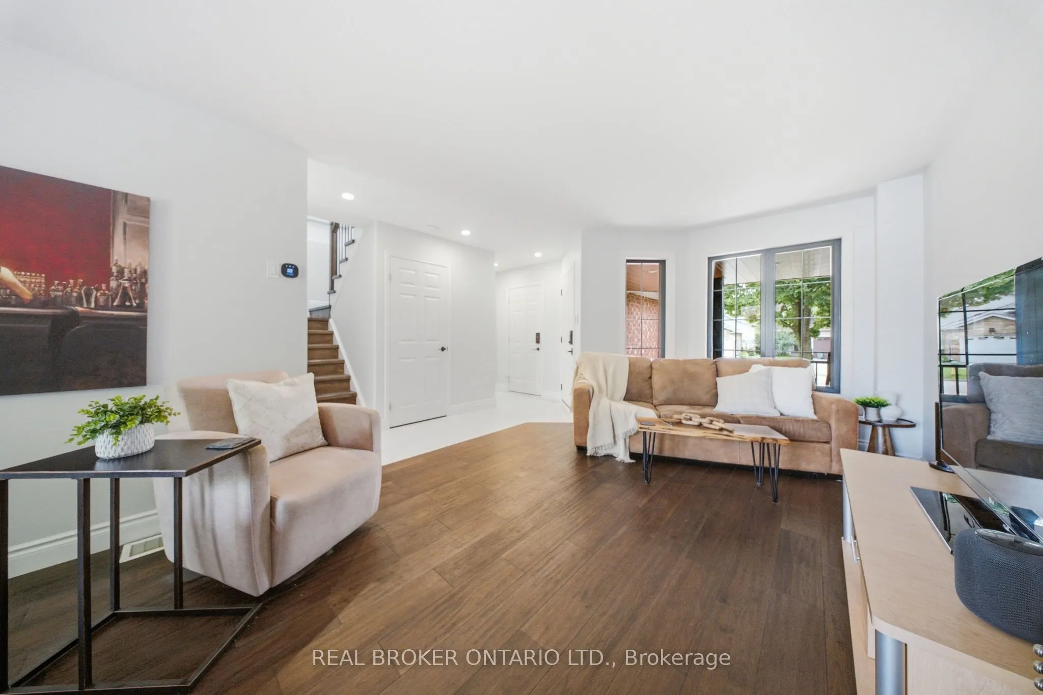 19 Boulder Crescent