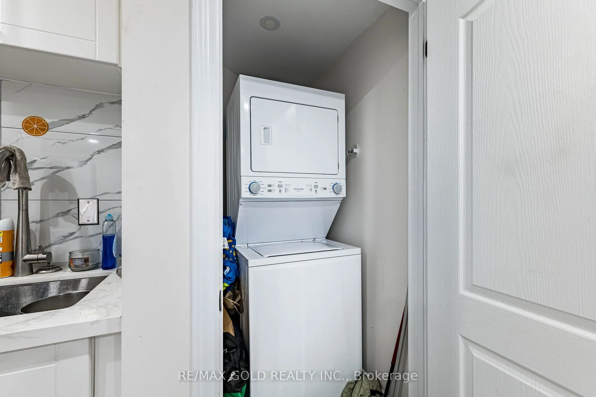 119 Glazebrook Crescent