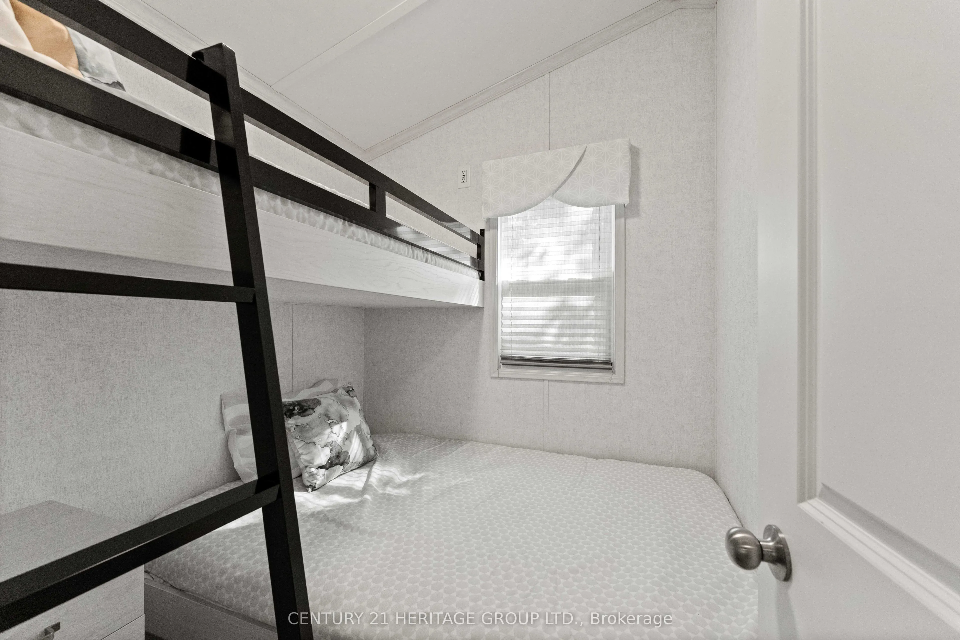 202 Hidden Glen Road ##4