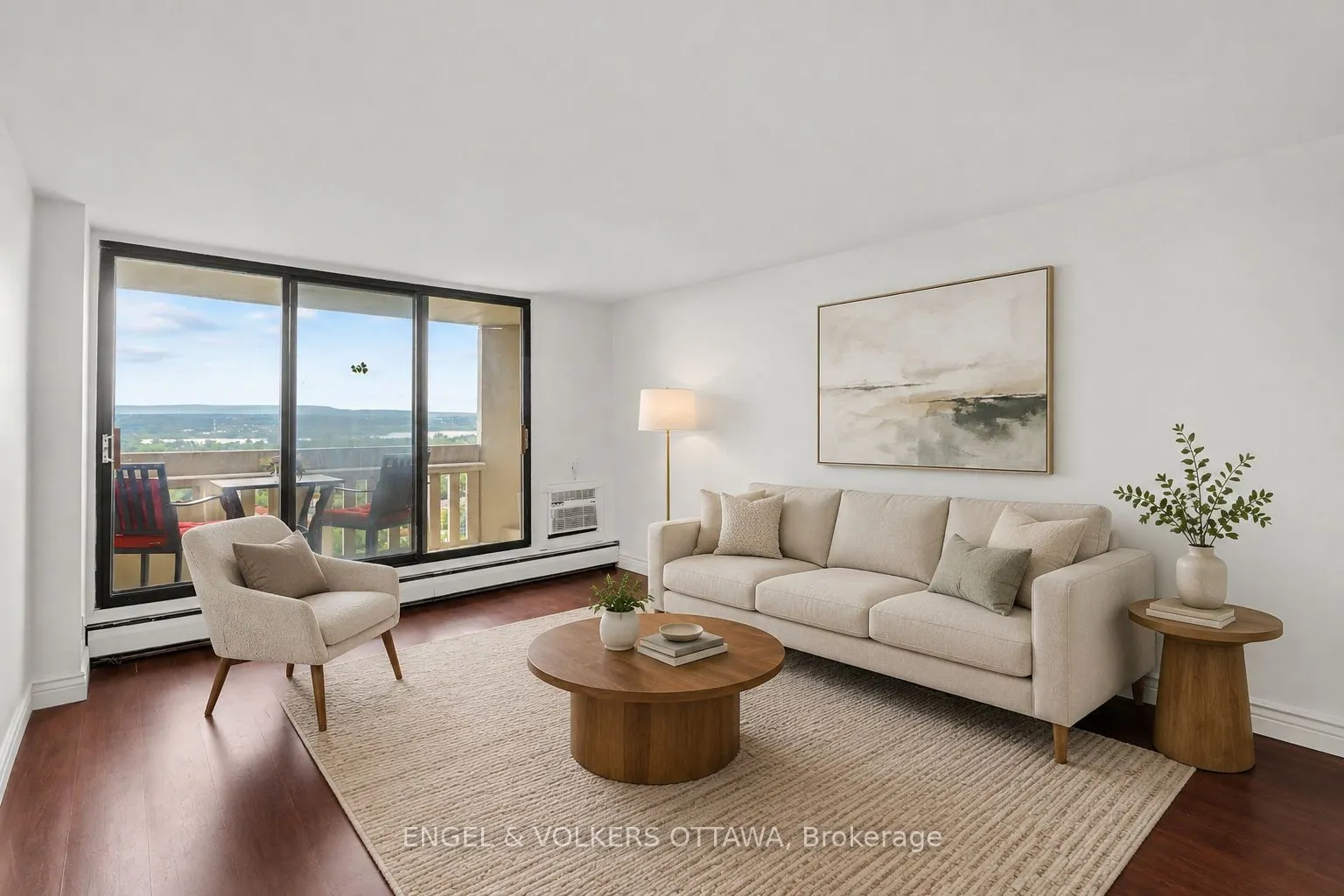 415 Greenview Avenue #1702