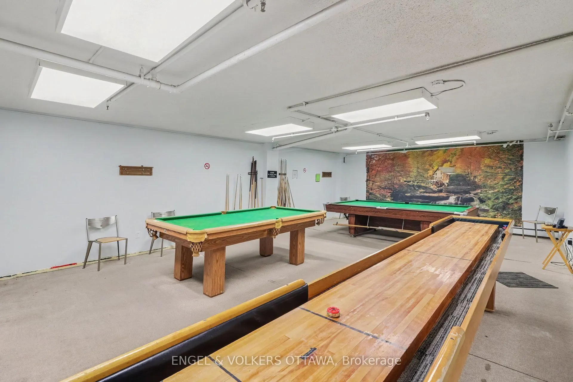 415 Greenview Avenue #1702