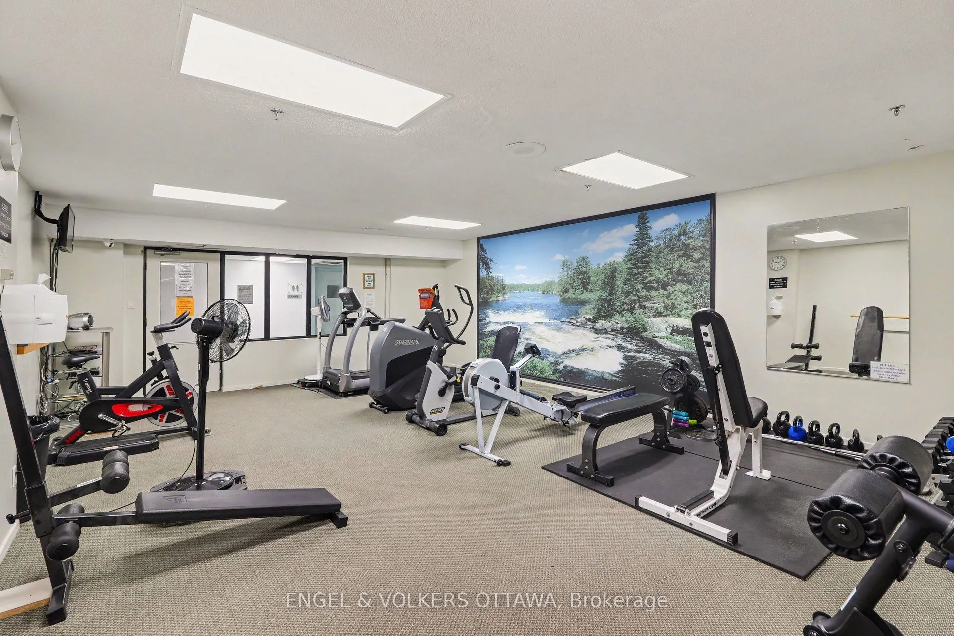 415 Greenview Avenue #1702
