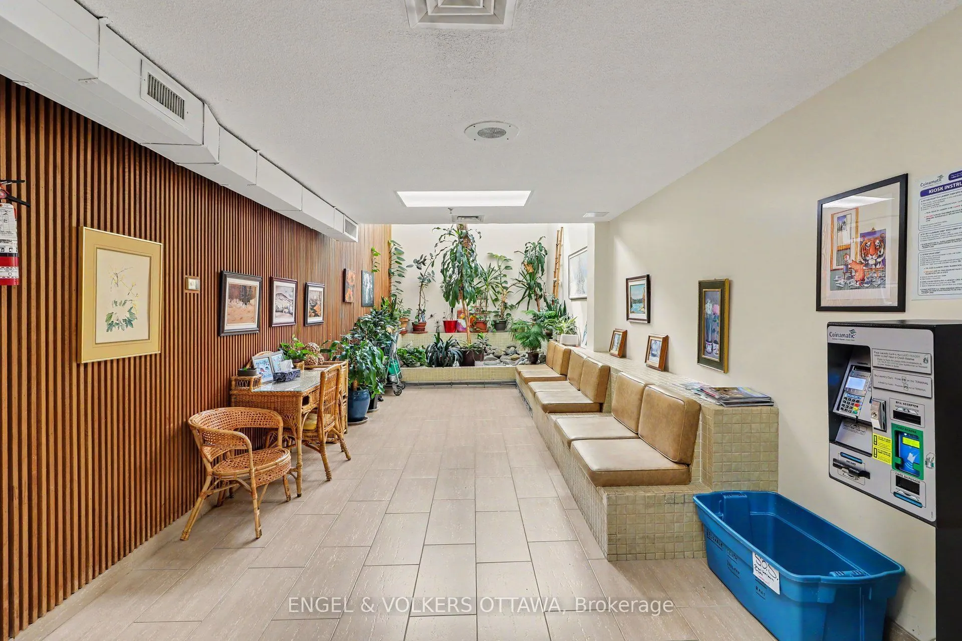 415 Greenview Avenue #1702