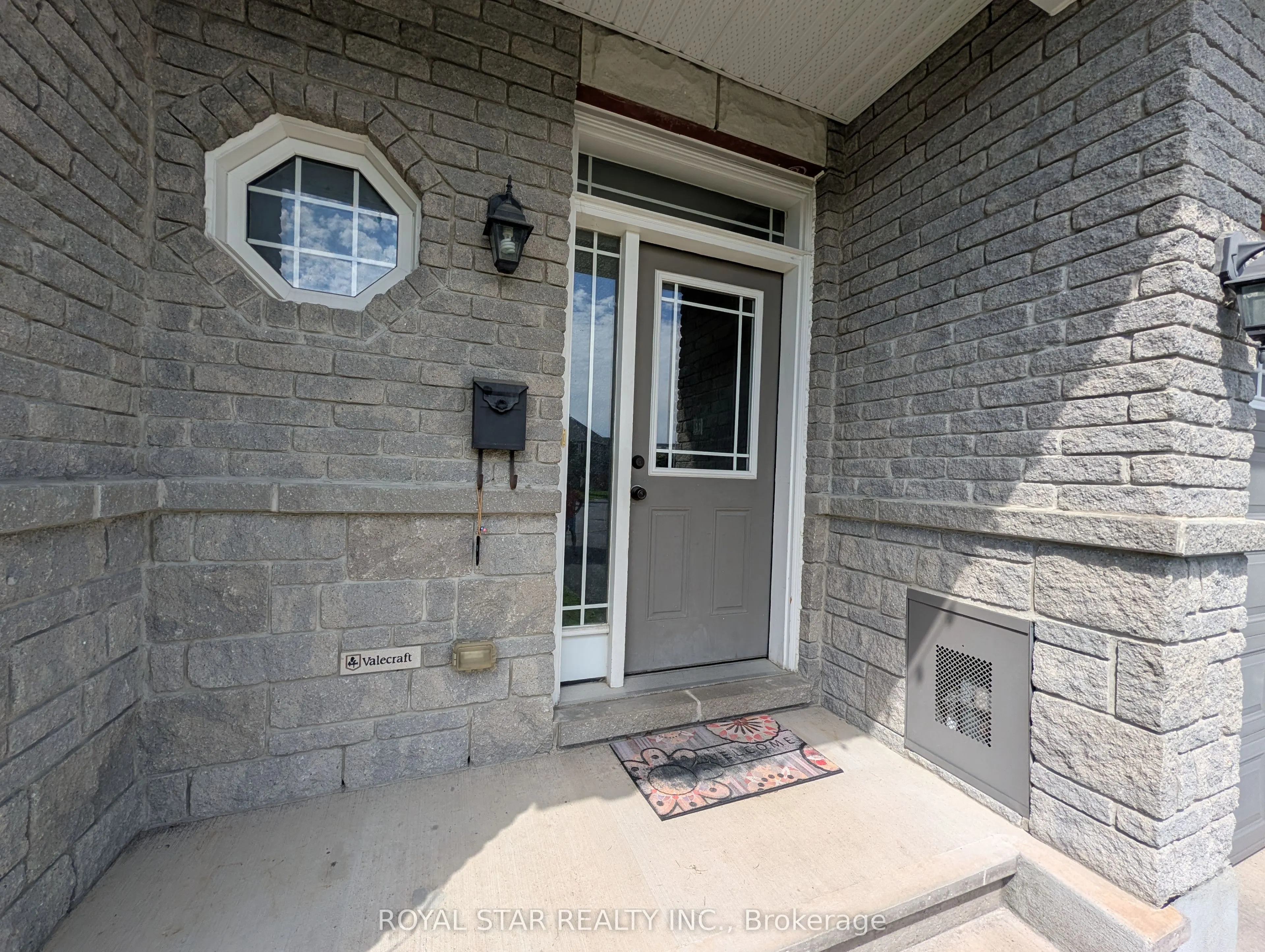1471 Carronbridge Circle