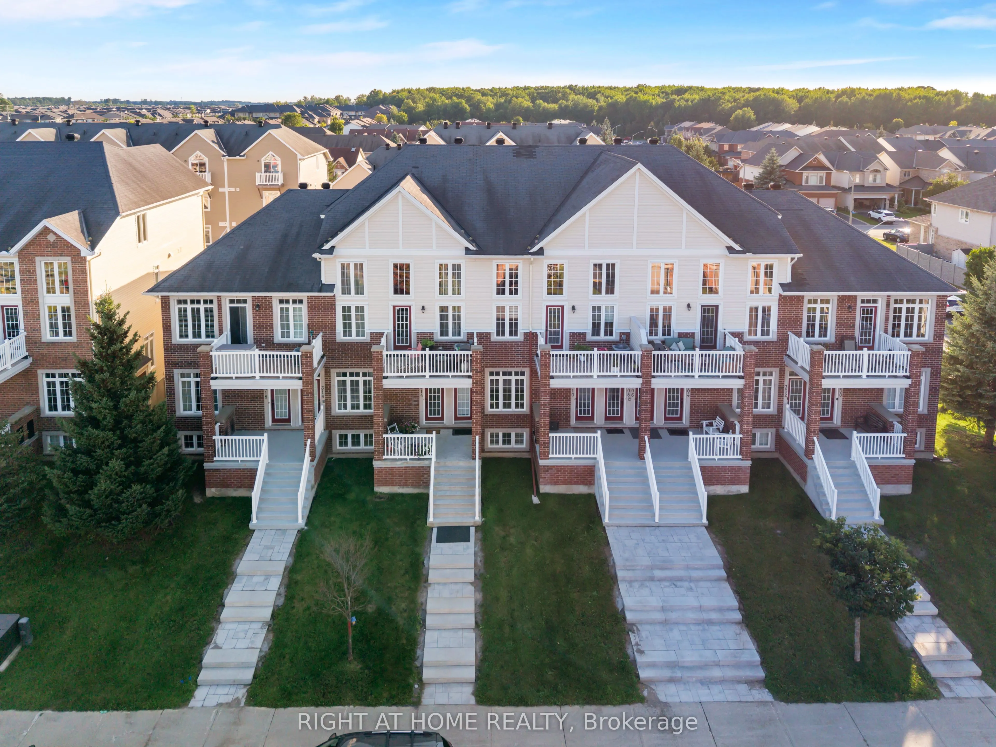 314 Royal Fern Way #8