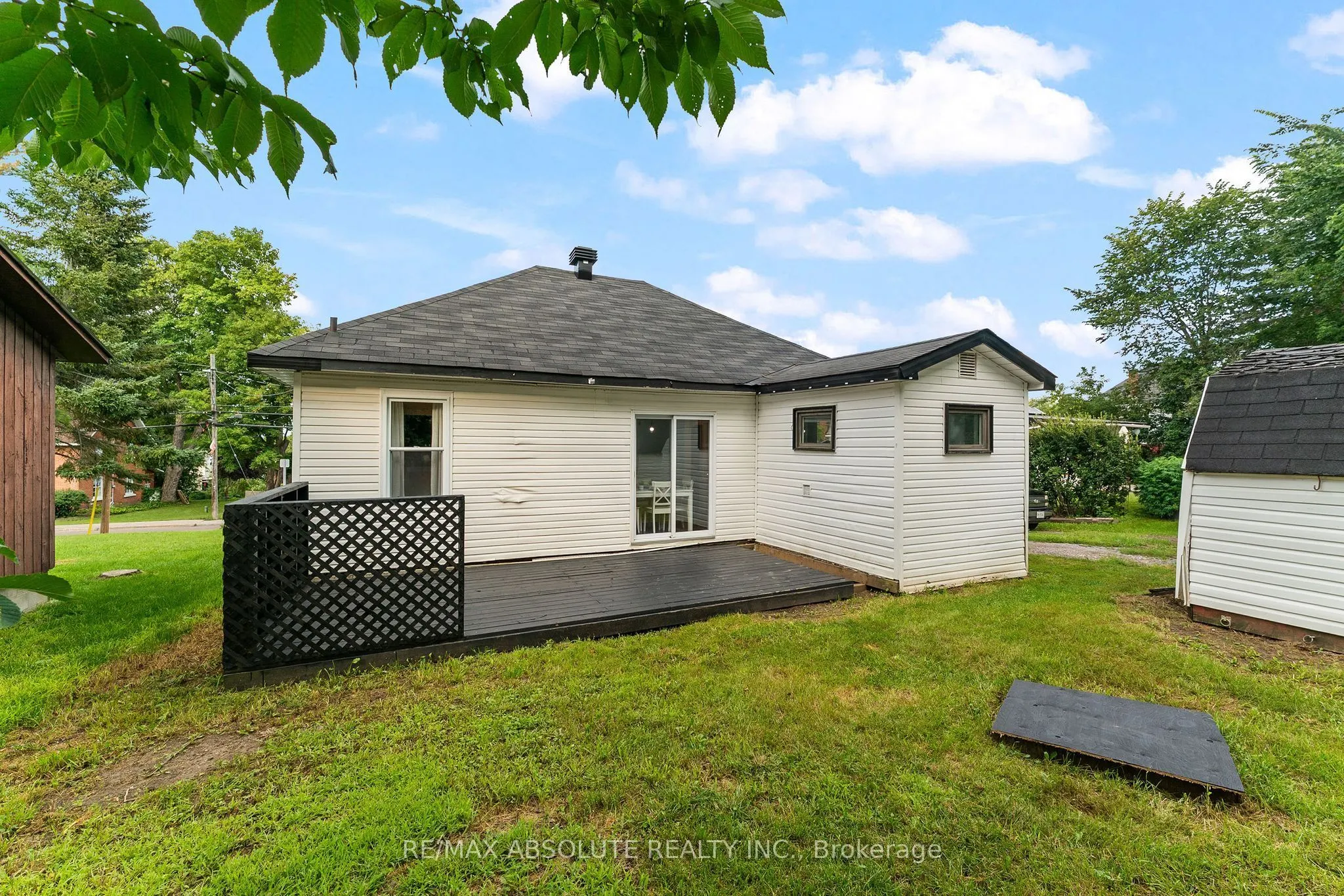 853 B River Road