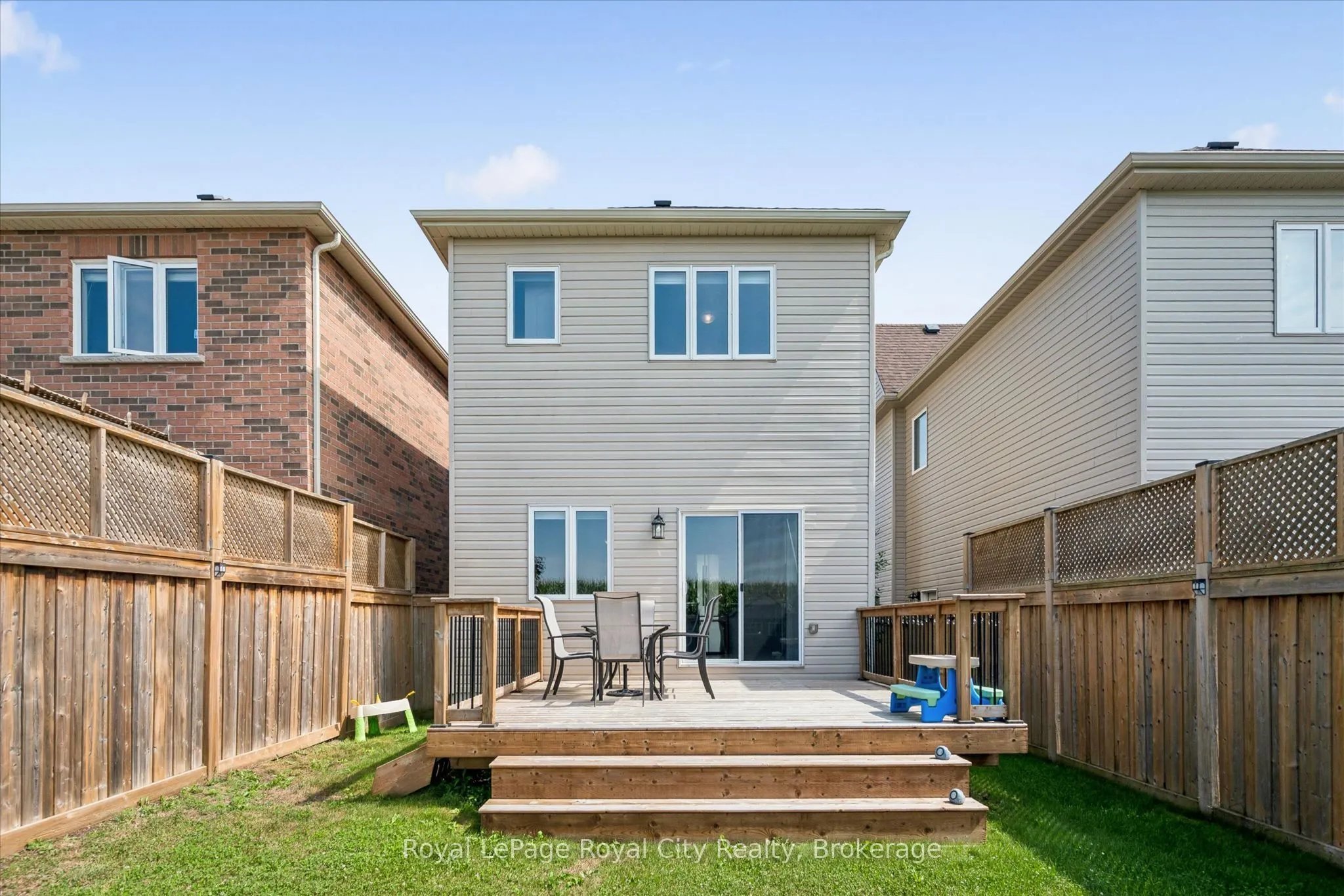 113 Courtney Street