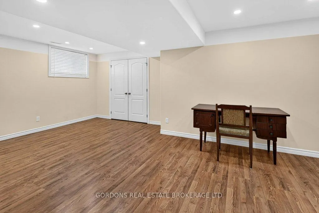 436 Bridge Street W