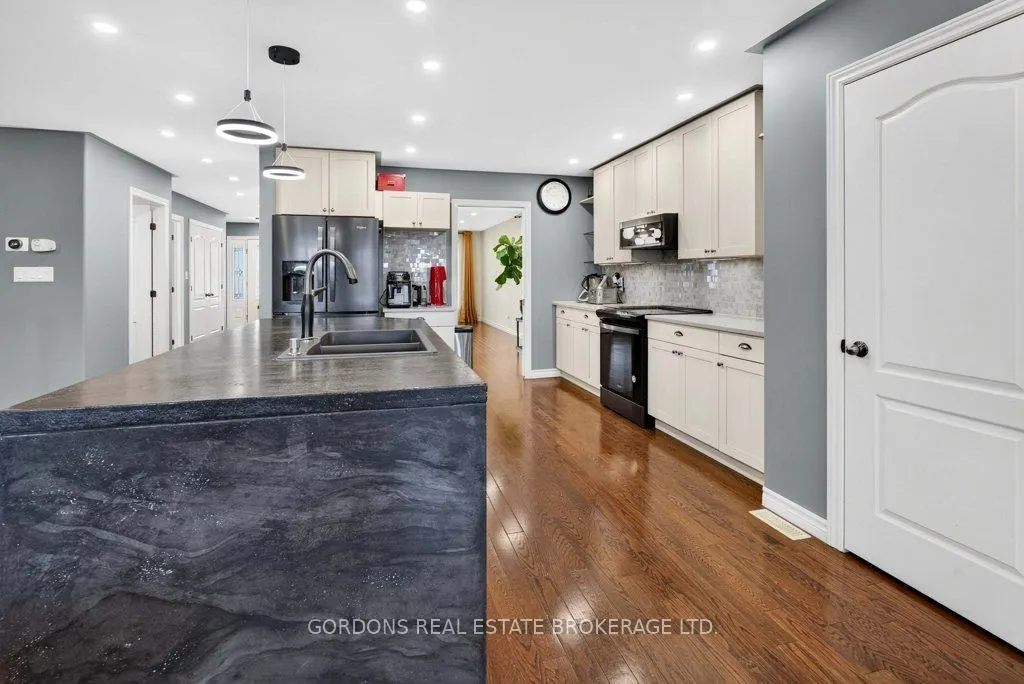 436 Bridge Street W
