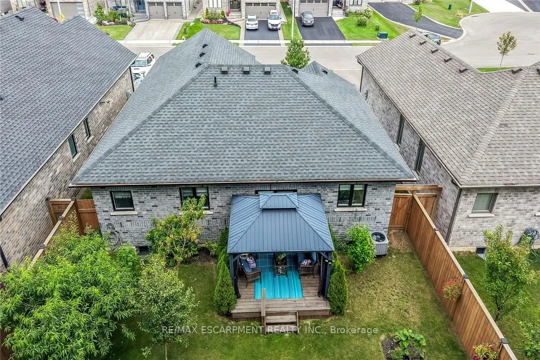26 Stonebridge Place