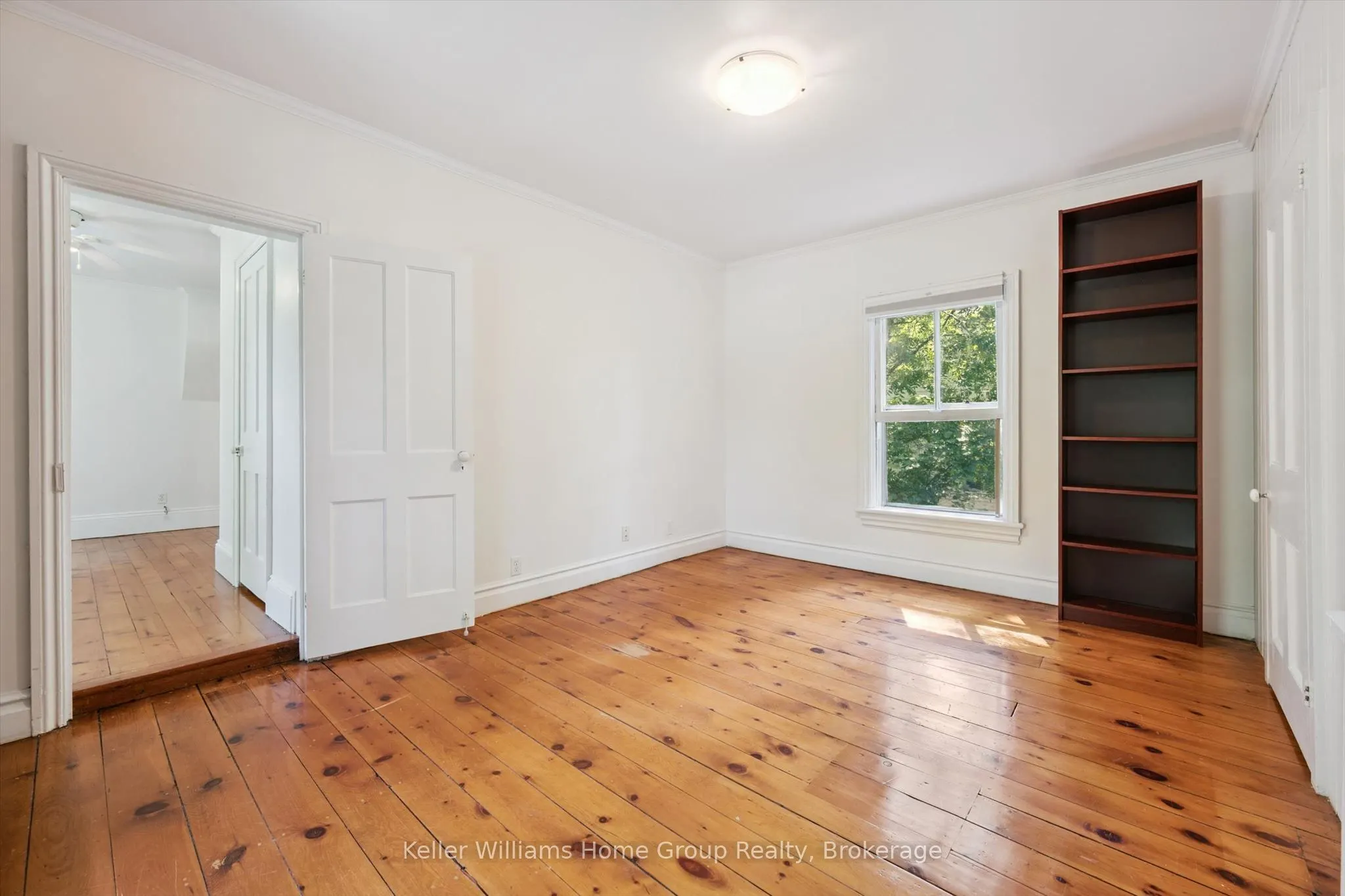 129 Suffolk Street W