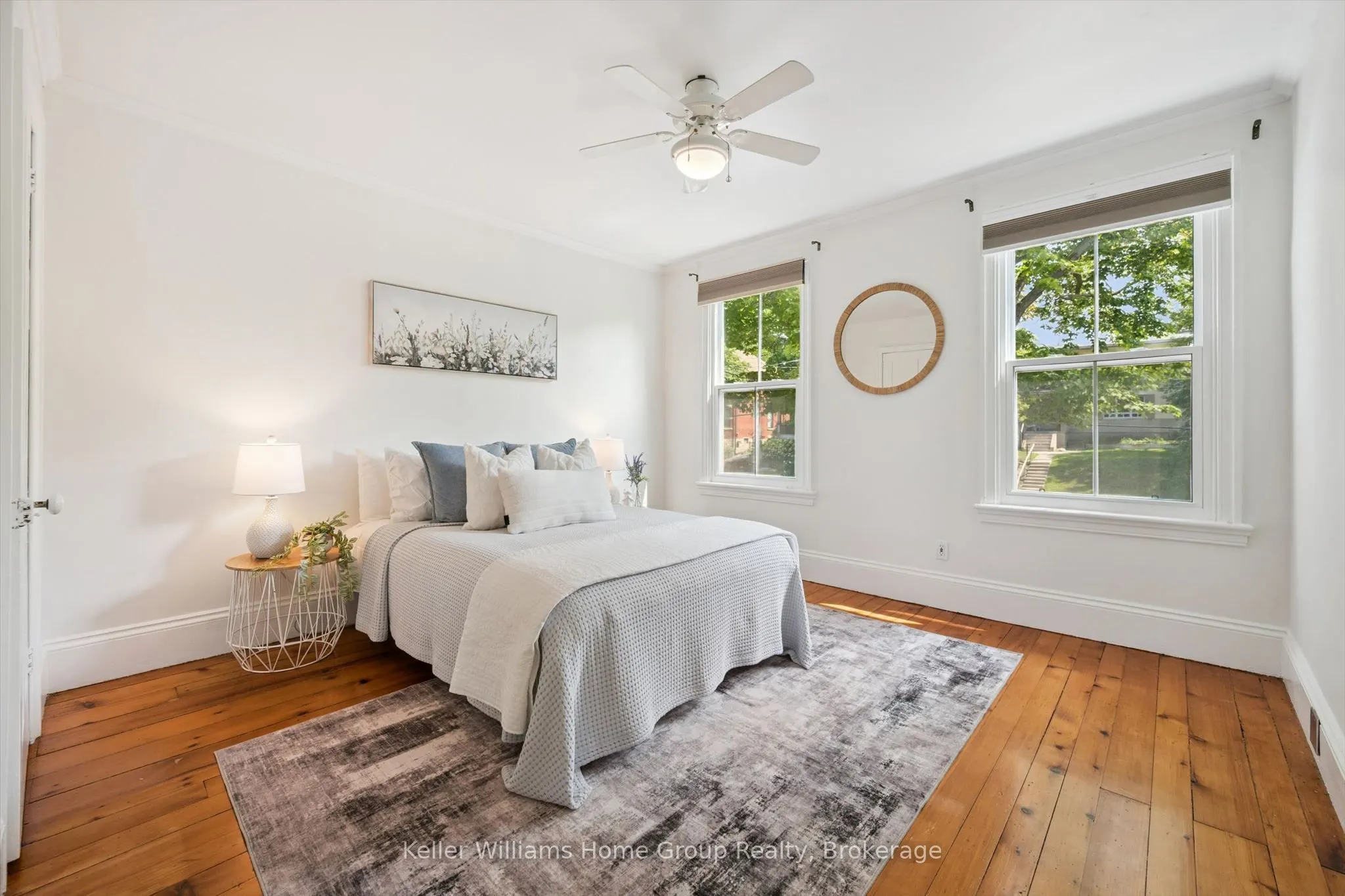 129 Suffolk Street W