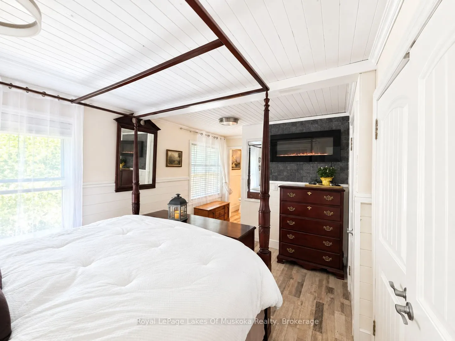 1052 Cove Road #1