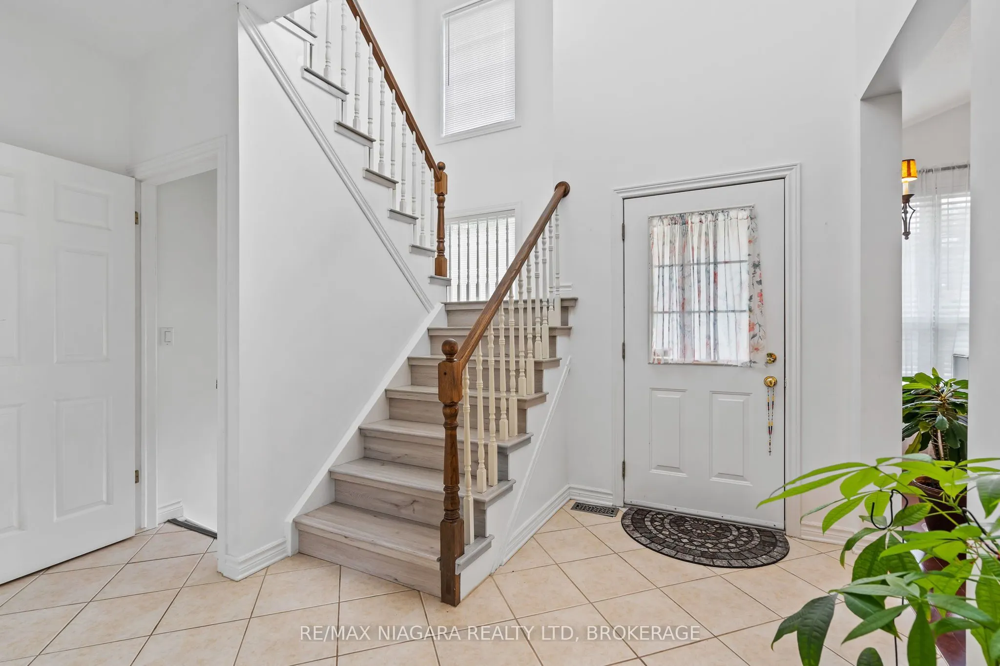 1448 Niagara Stone Road #17
