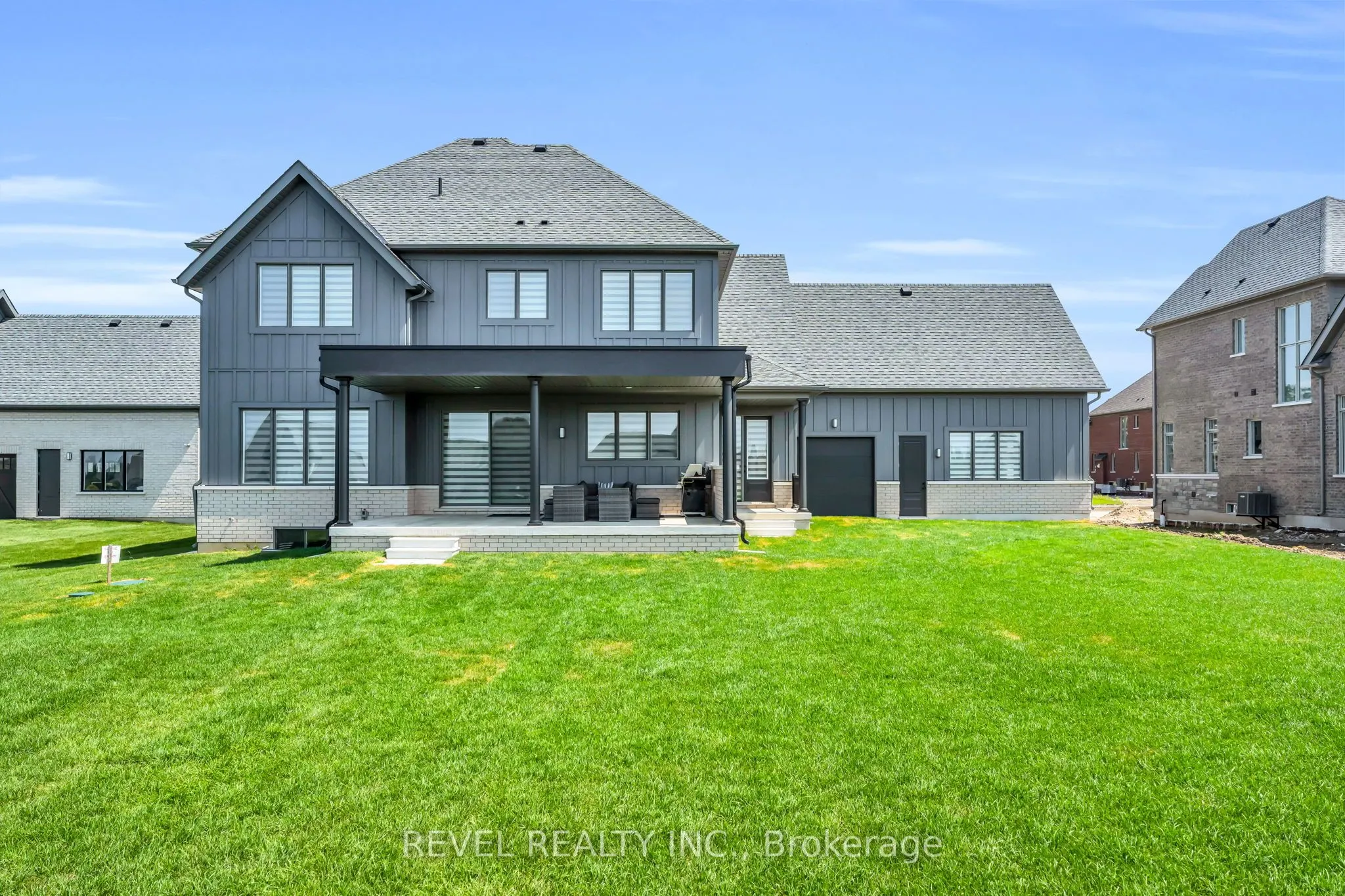 36 Ewing Way