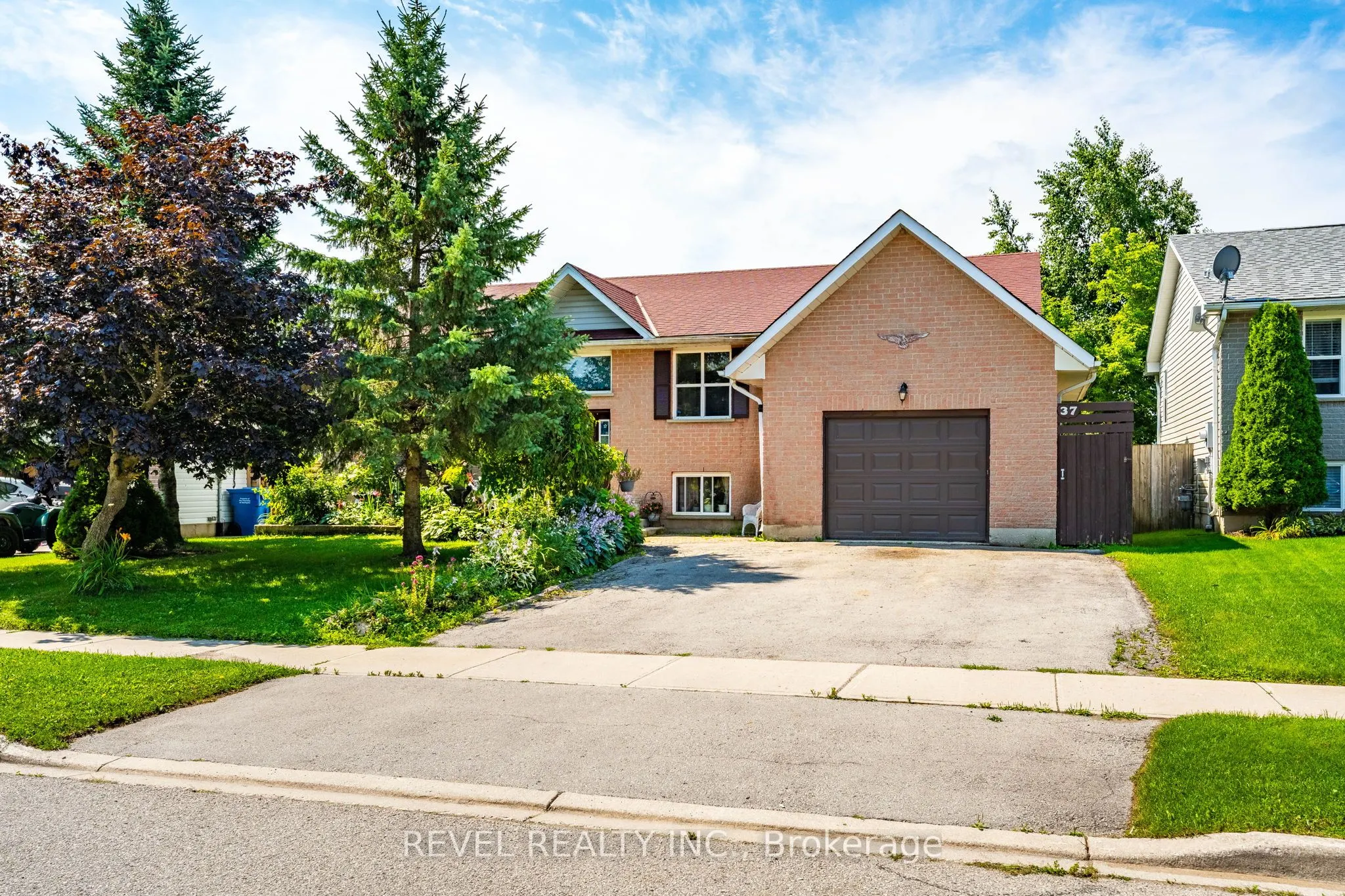 37 Wilson Crescent