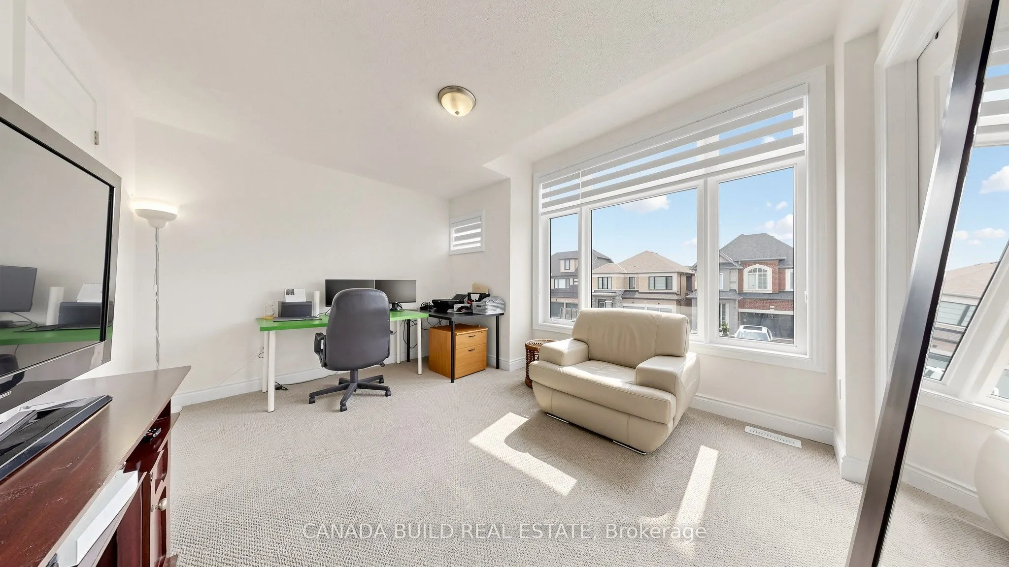 104 Henshaw Drive