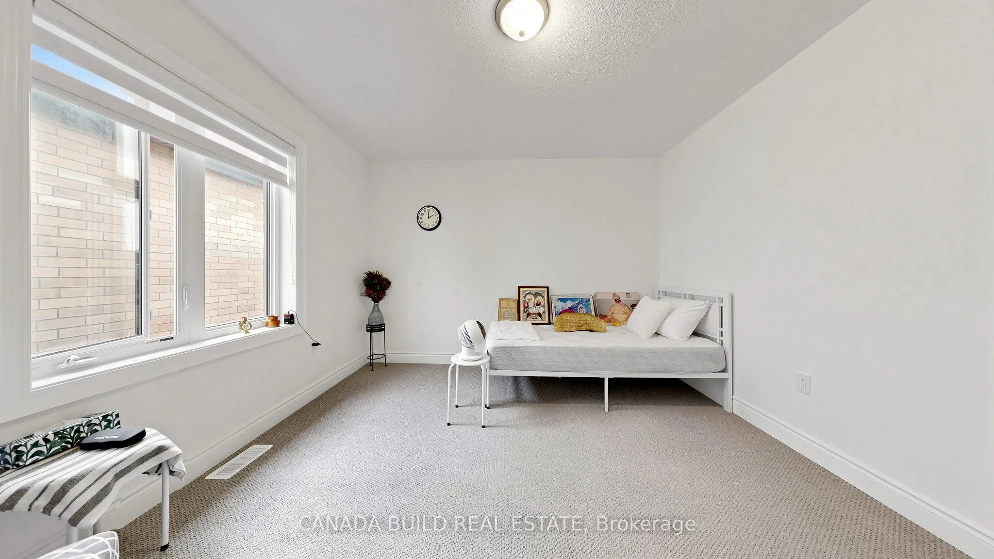 104 Henshaw Drive