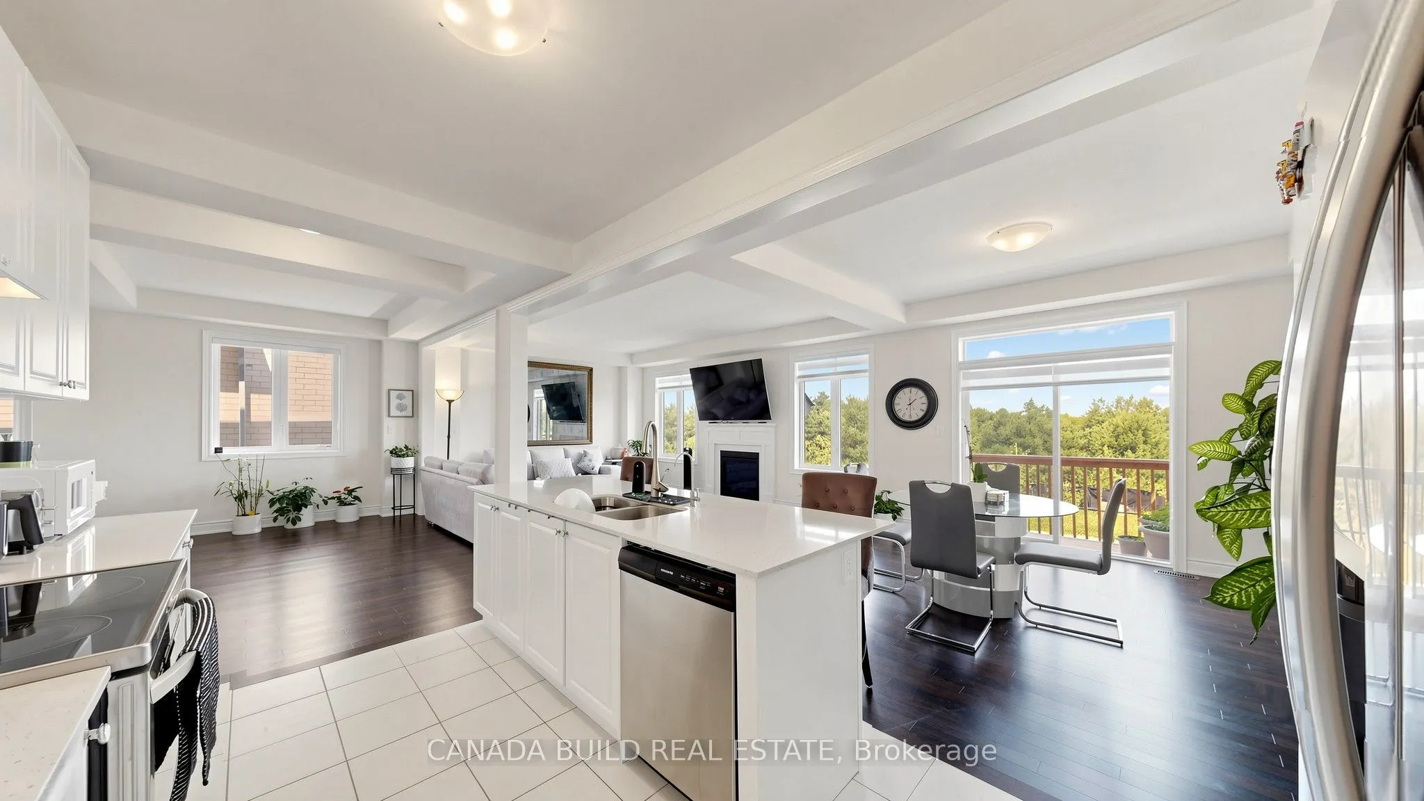 104 Henshaw Drive