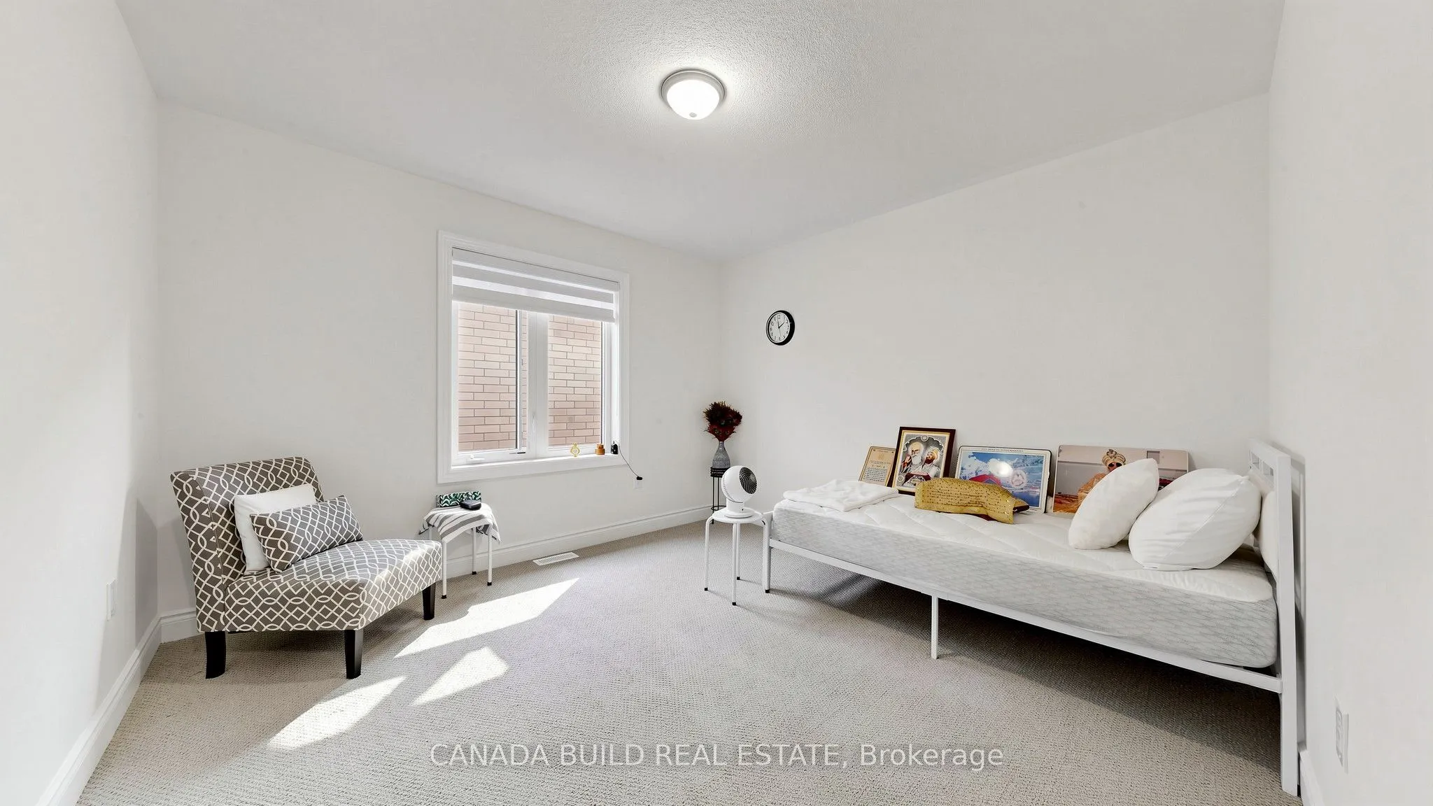 104 Henshaw Drive