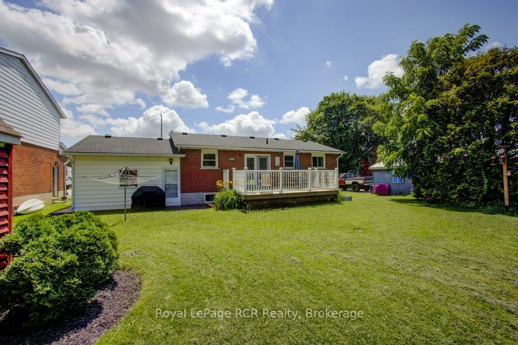 280 Domville Street