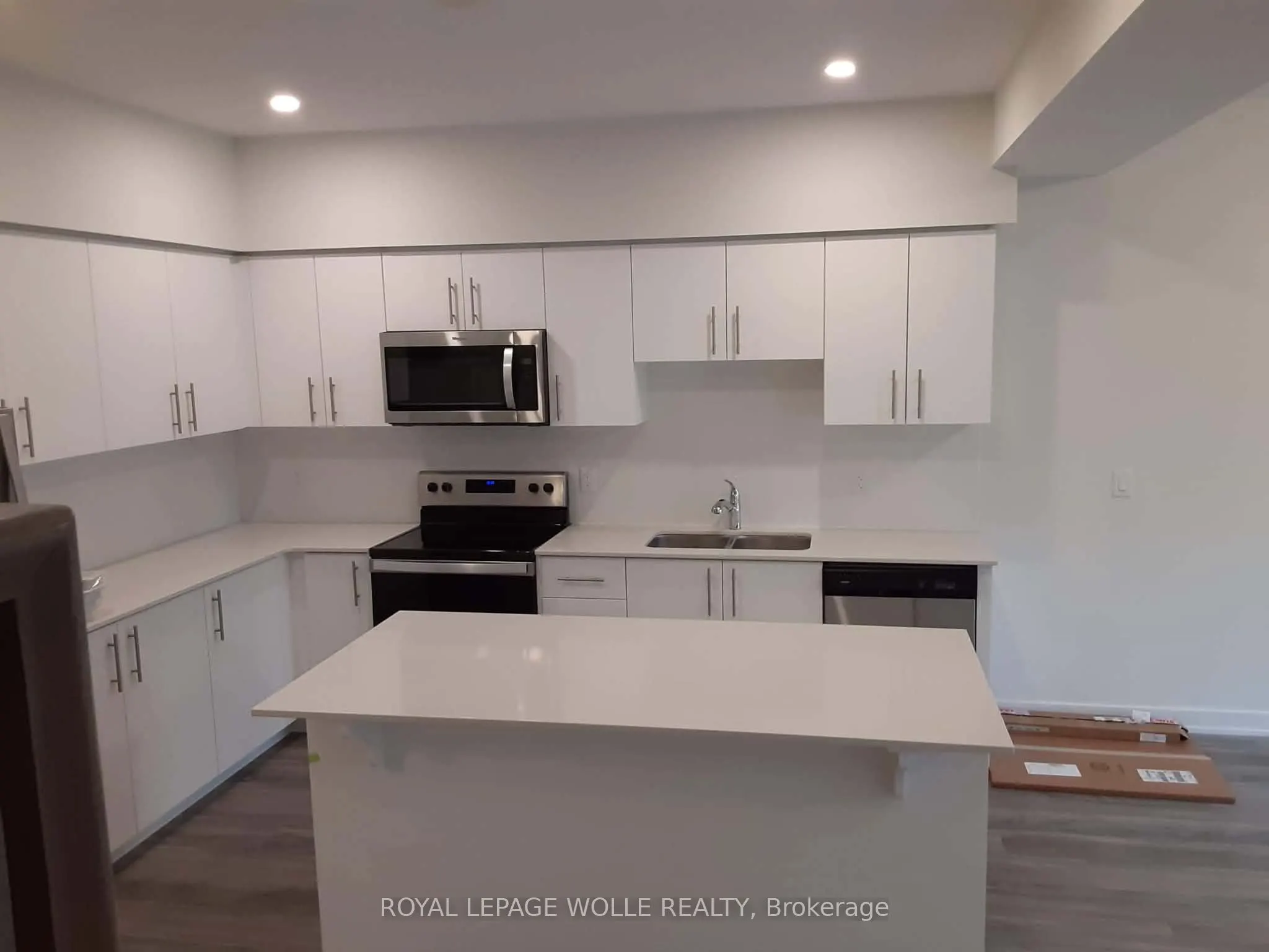 110 Fergus Avenue #33