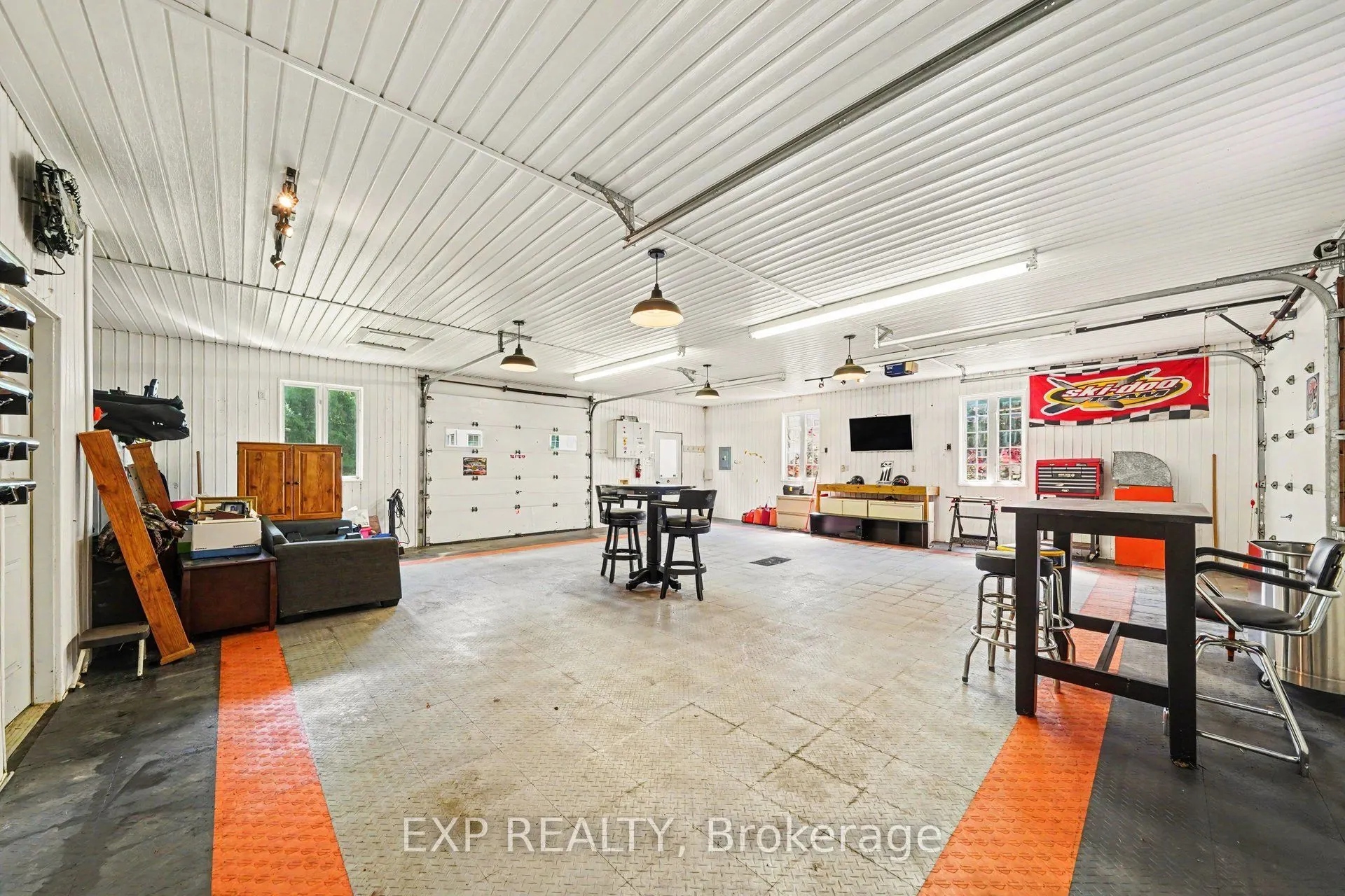 1007 St Pierre Road