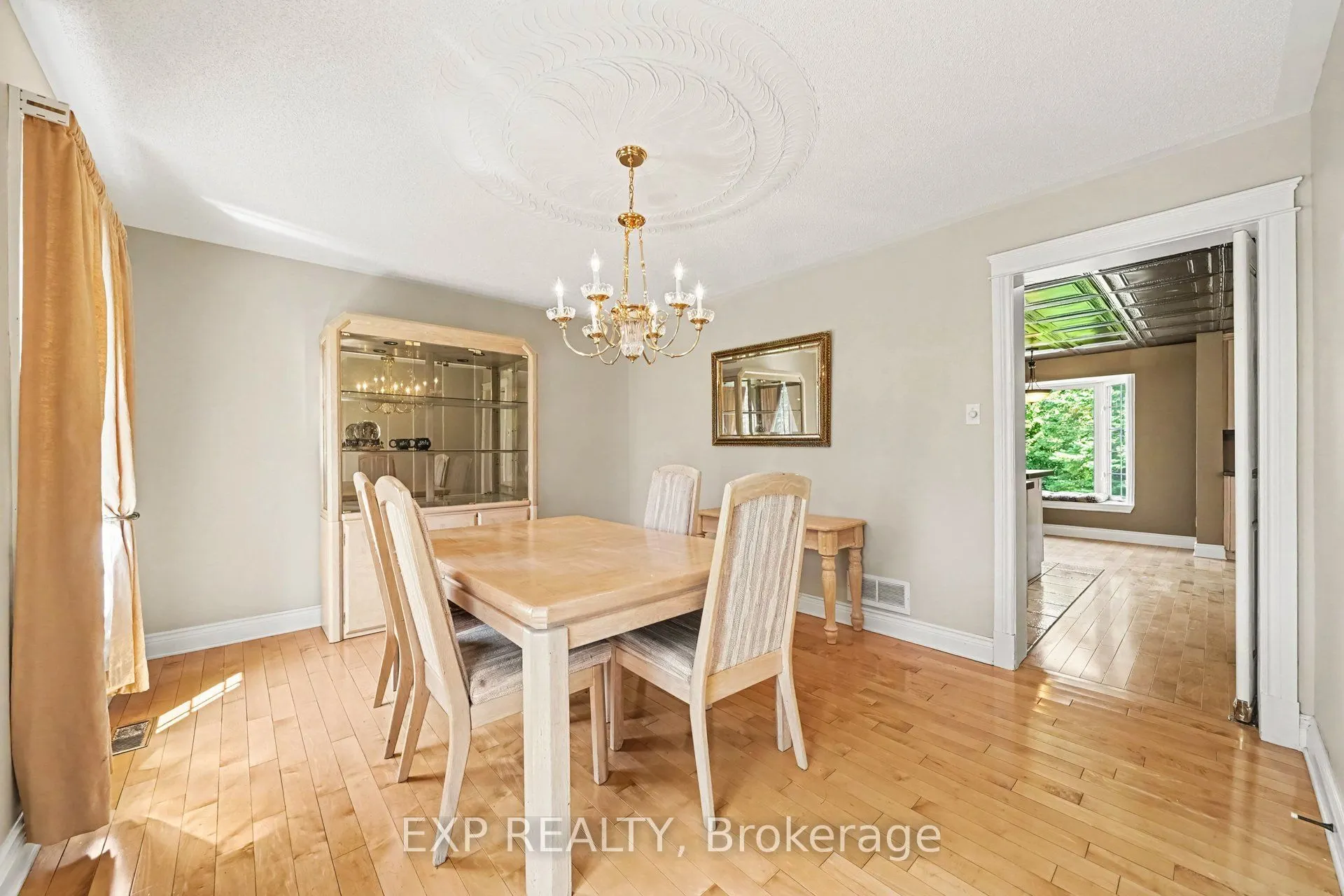 1007 St Pierre Road