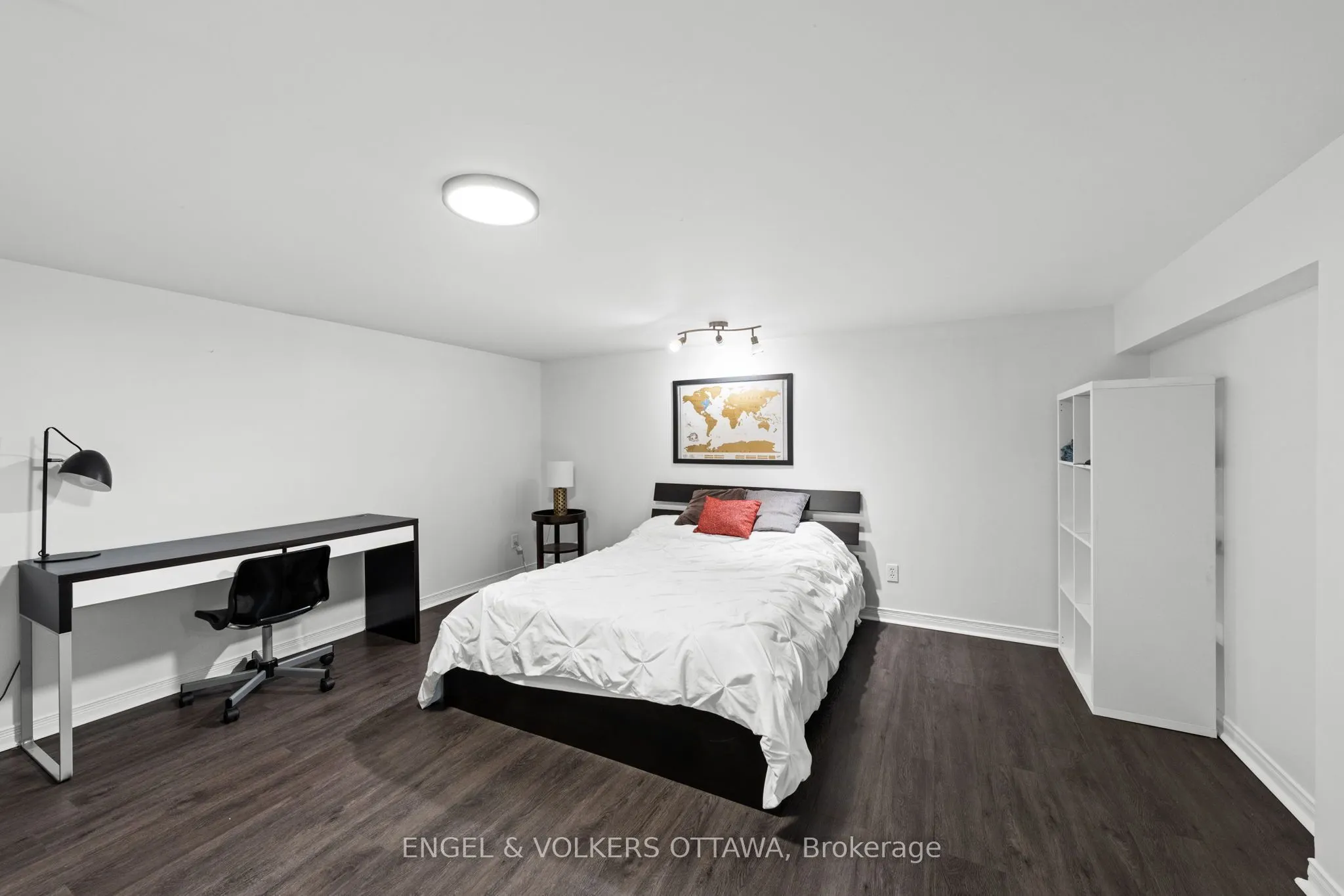 5765 Kelly Marie Drive N