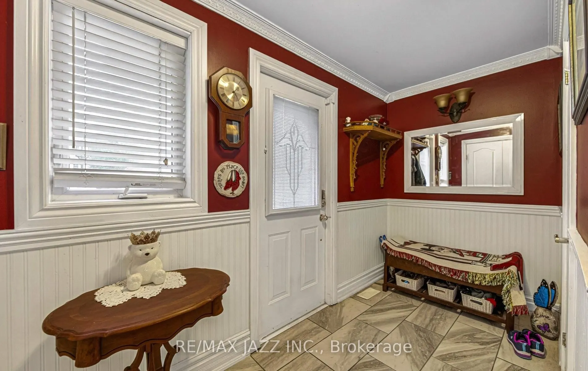 112 Hope Street N