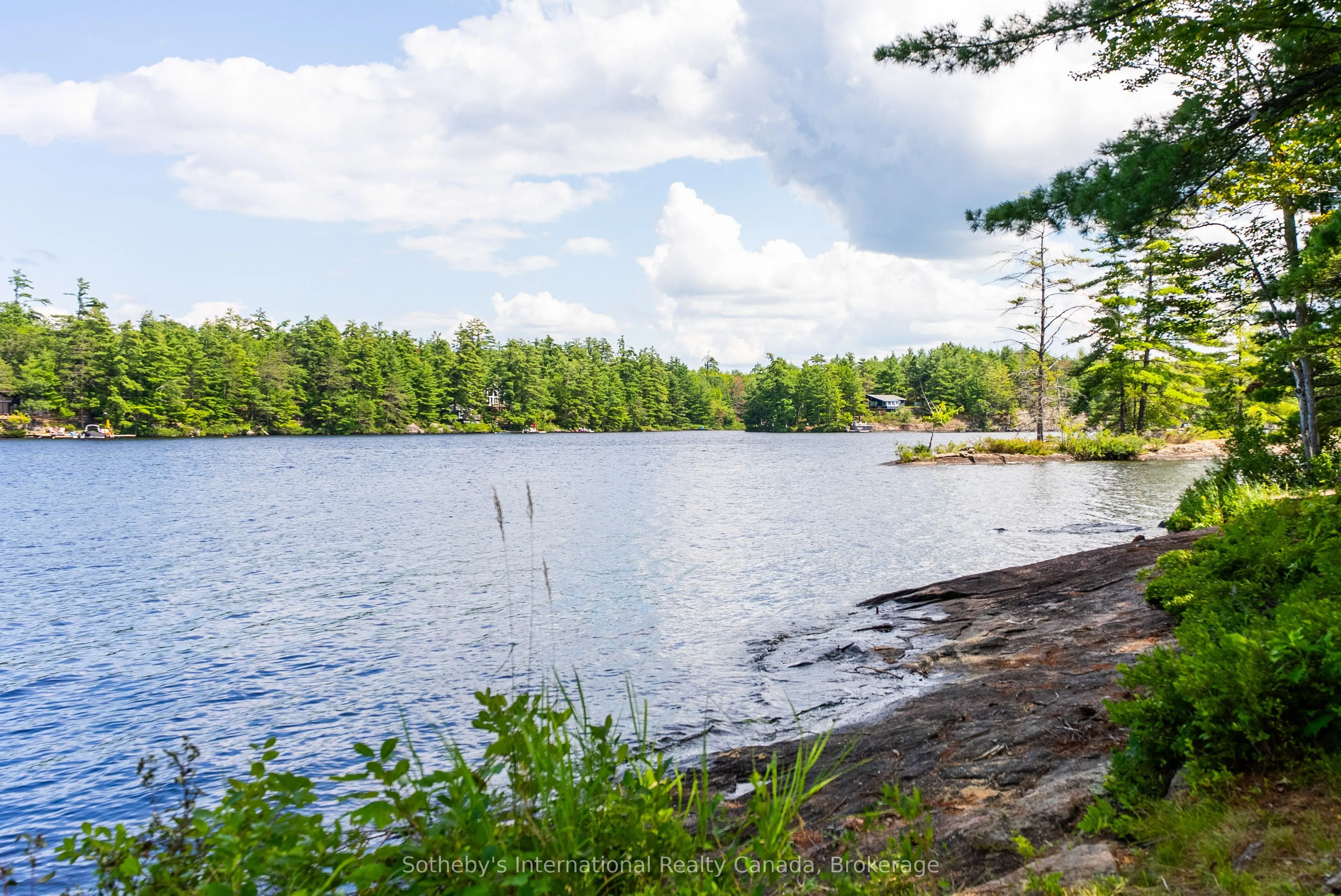 1055 West Bank Drive #COTTAGE
