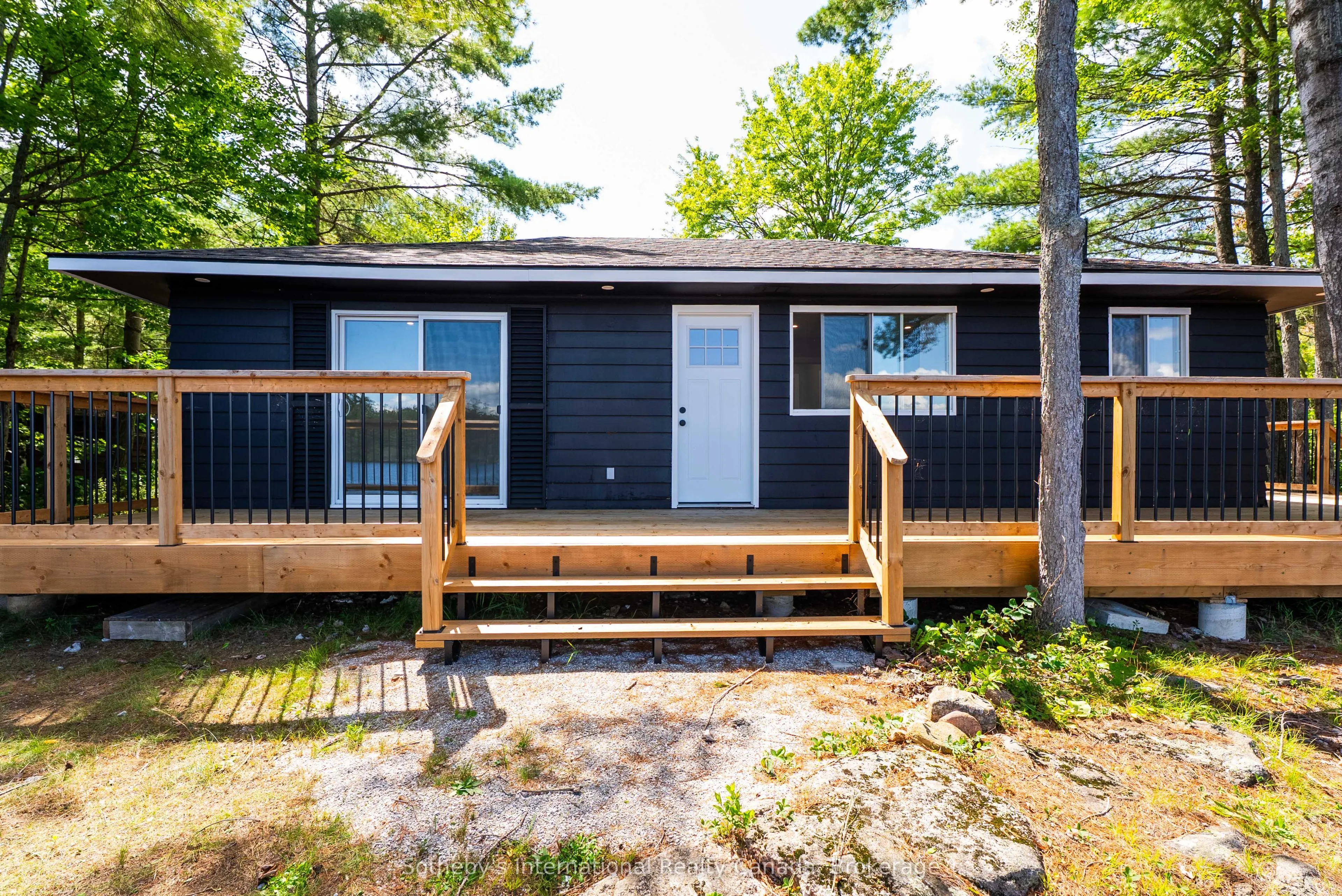 1055 West Bank Drive #COTTAGE