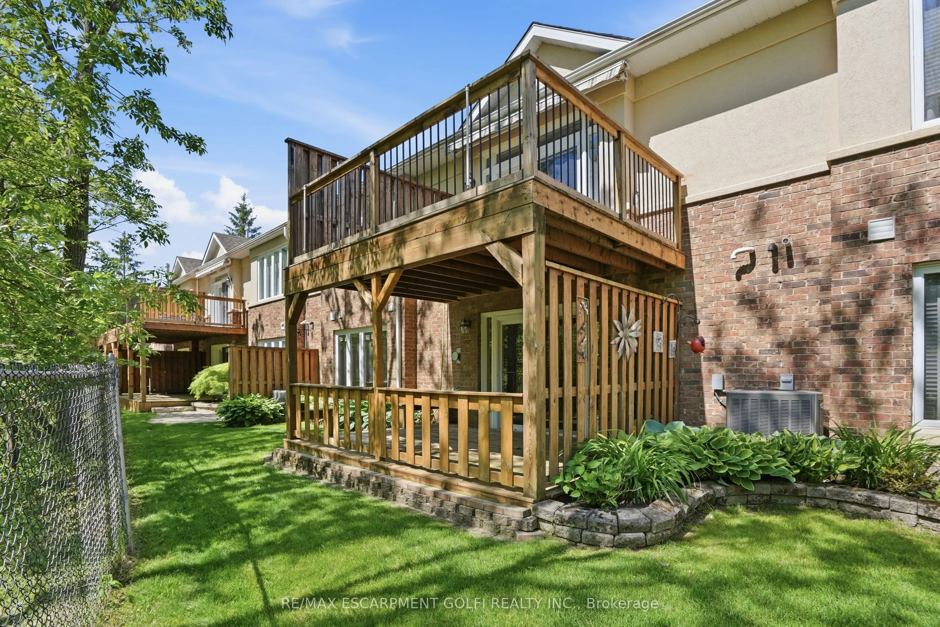 58 Glendale Avenue #12