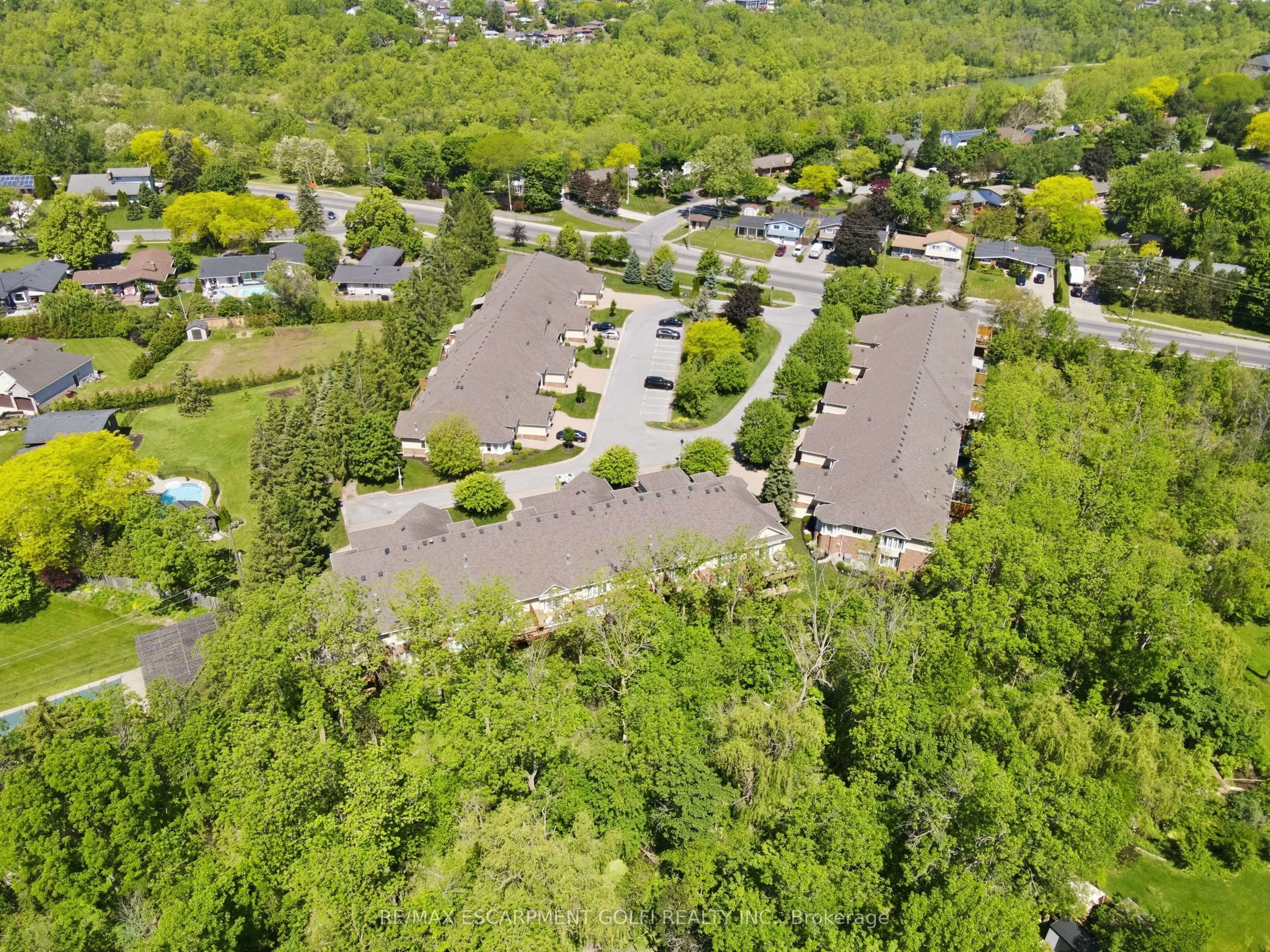 58 Glendale Avenue #12