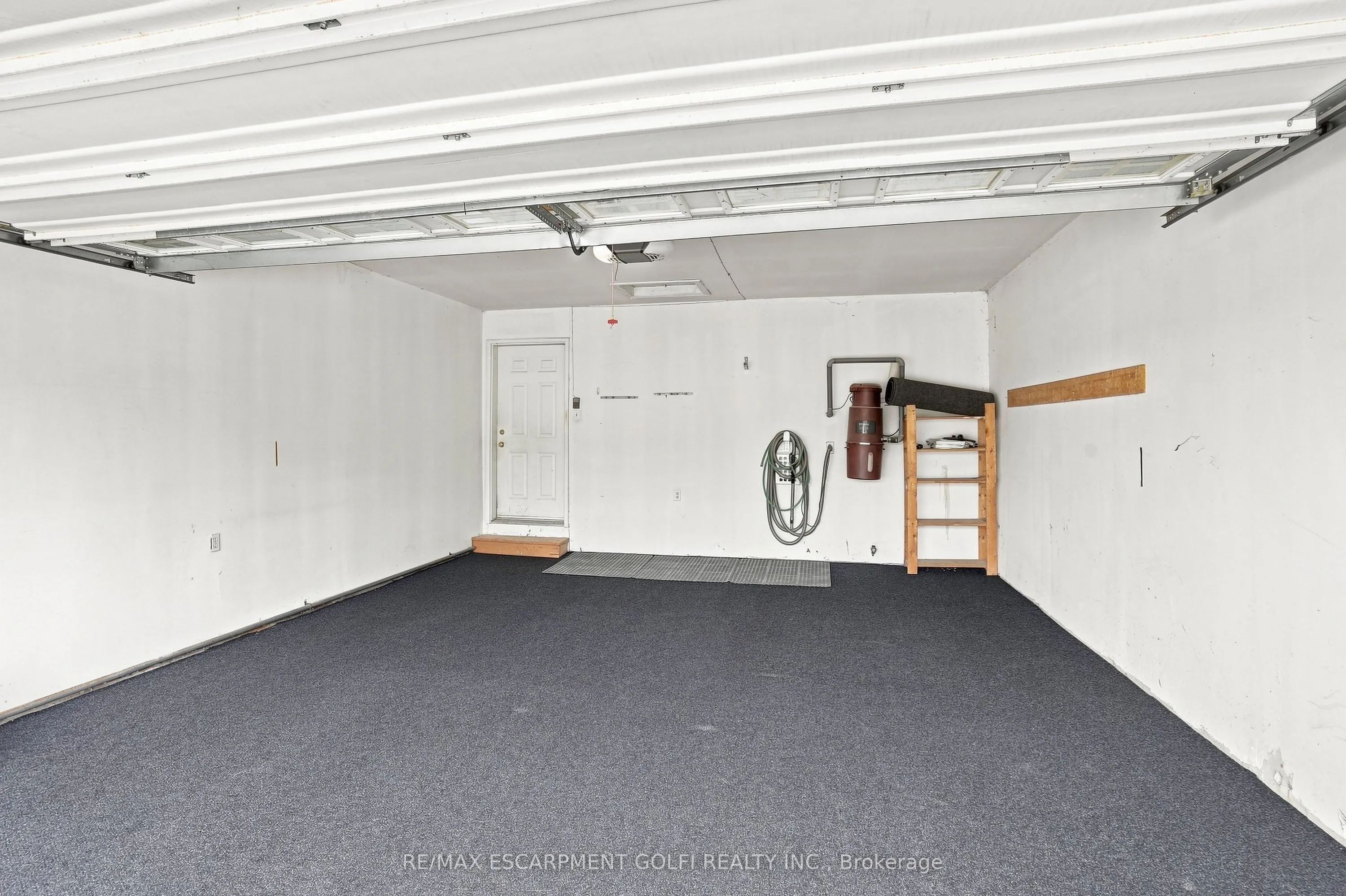 58 Glendale Avenue #12