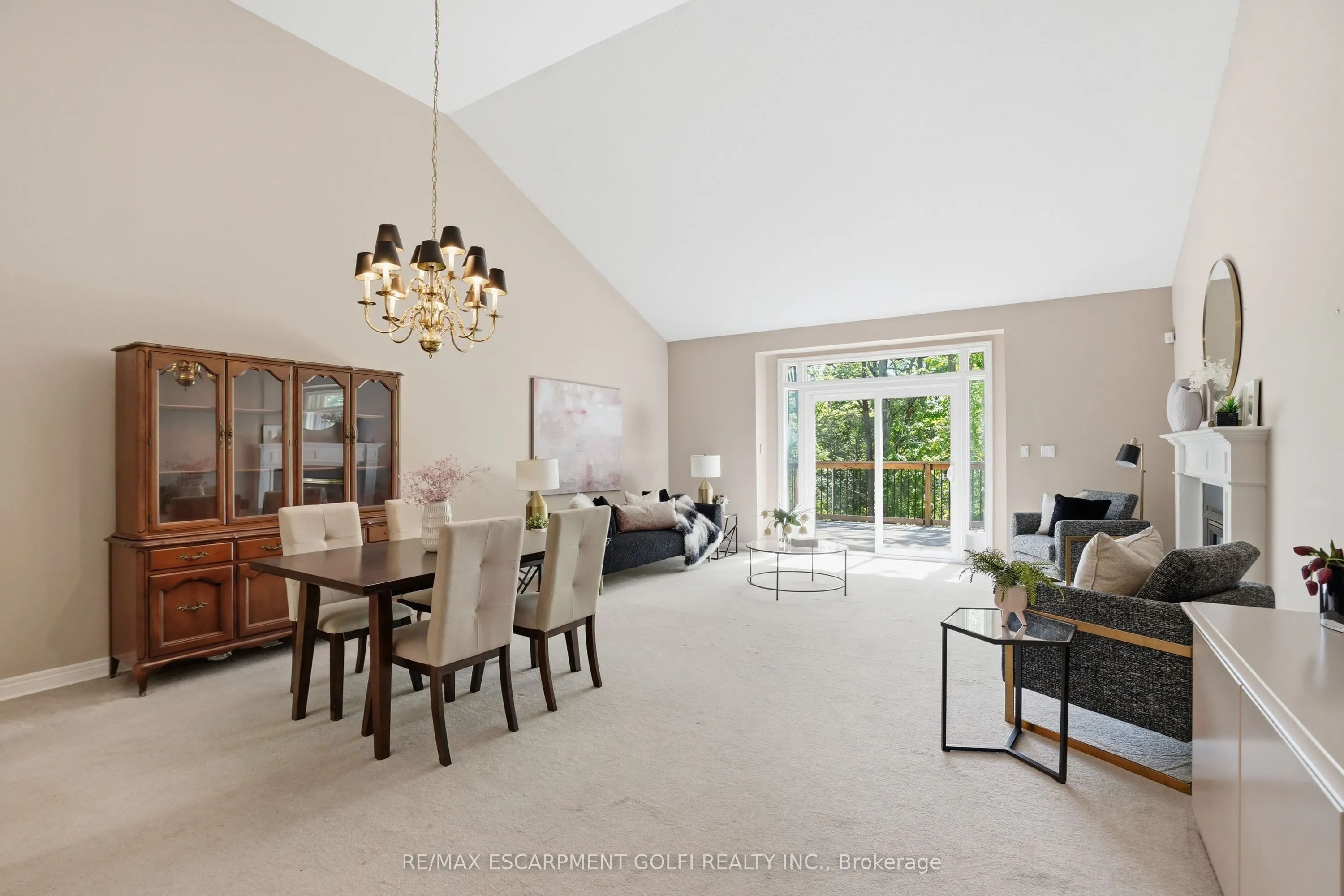58 Glendale Avenue #12