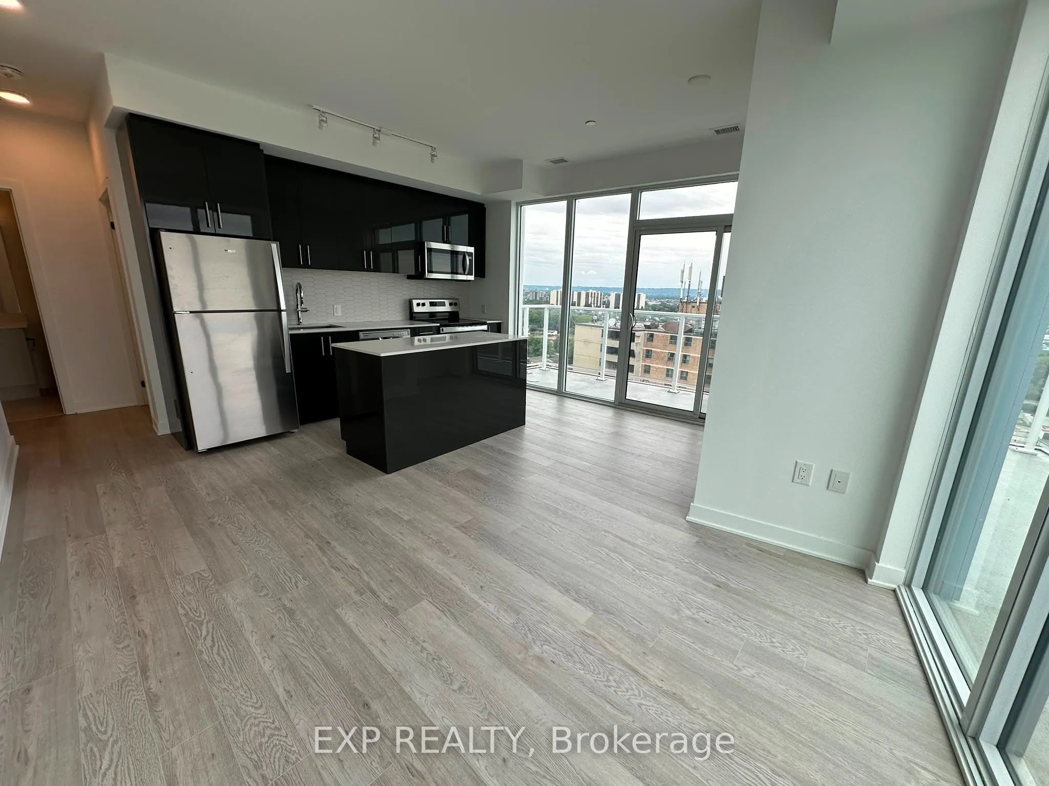2782 Barton Street E #1607