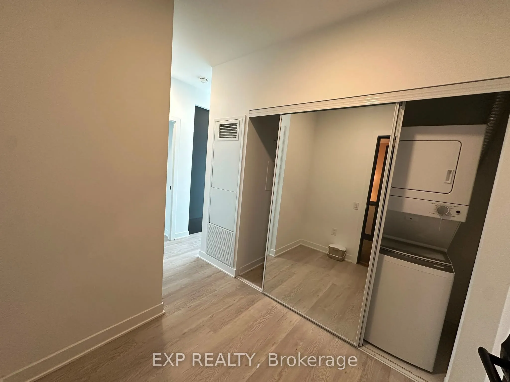 2782 Barton Street E #1607