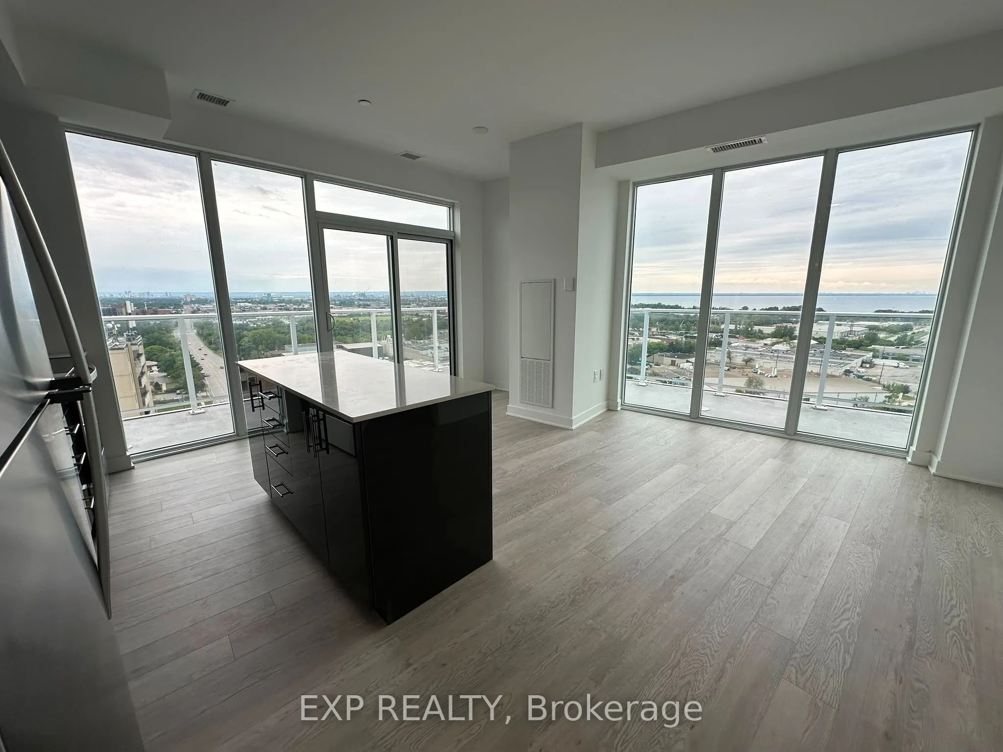 2782 Barton Street E #1607