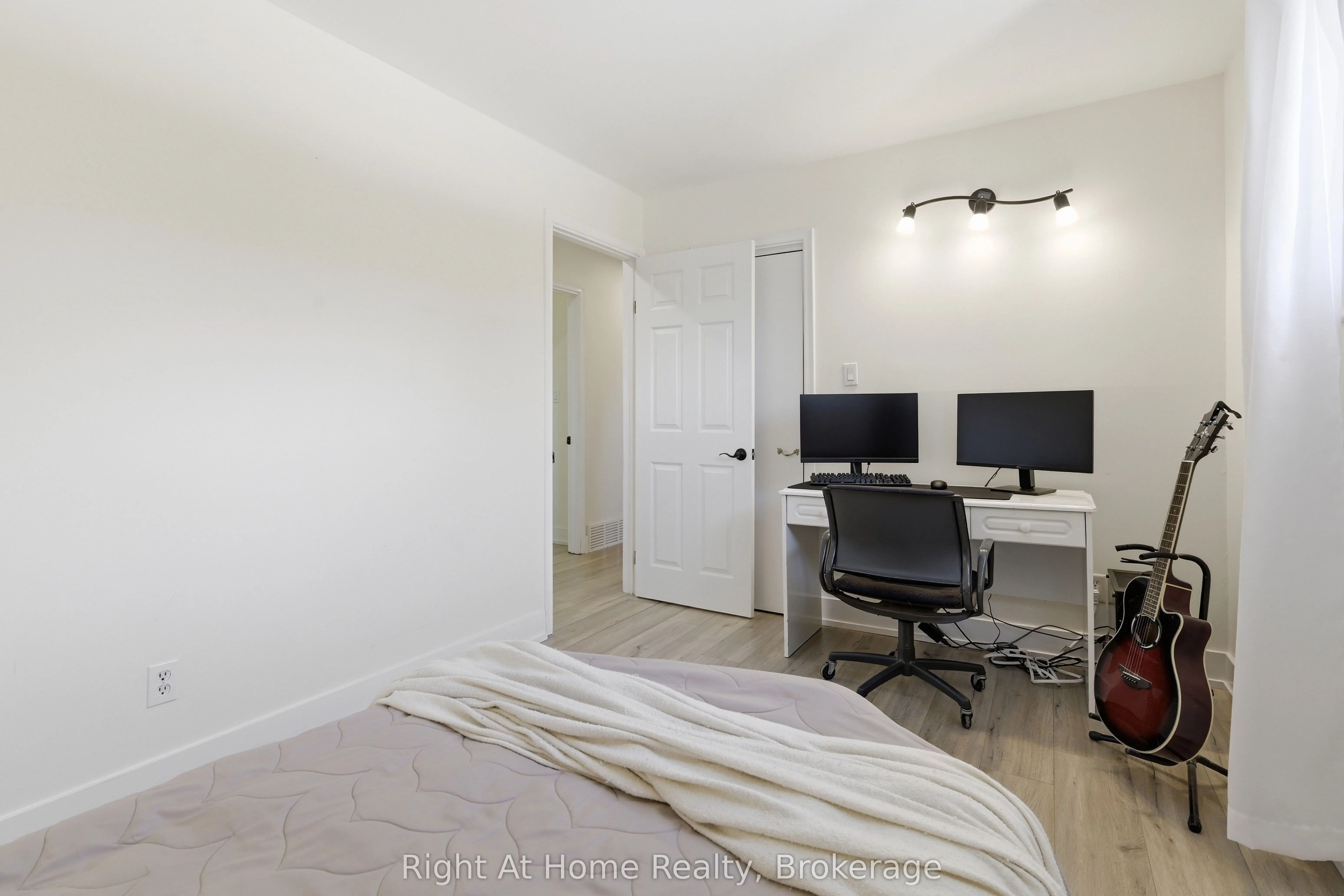21 Nonquon Drive