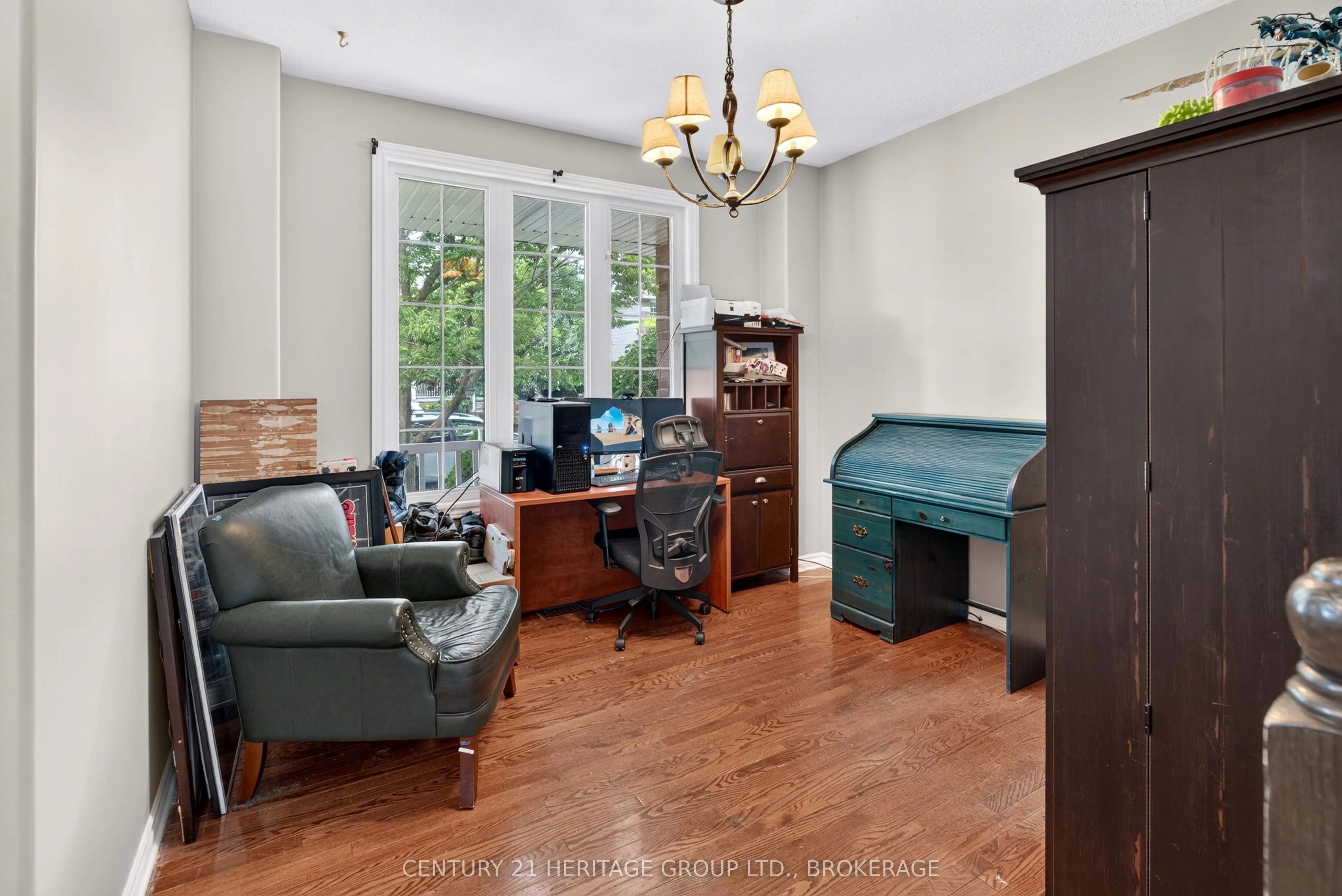 855 Lotus Avenue