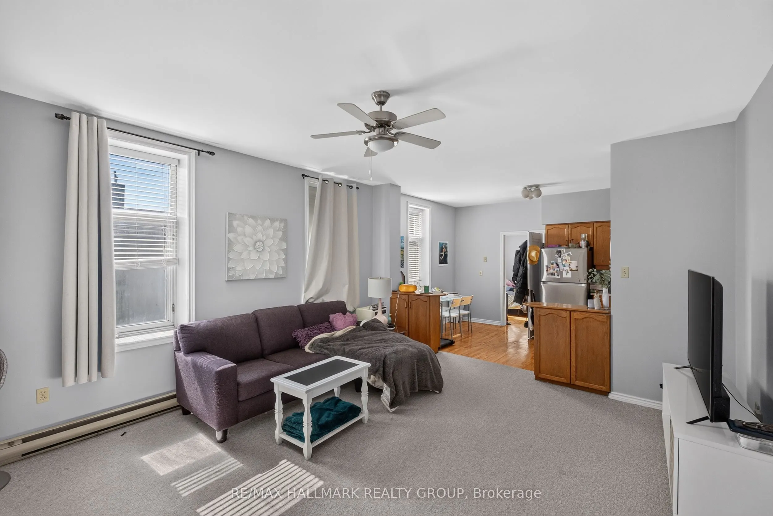 100 John Street N