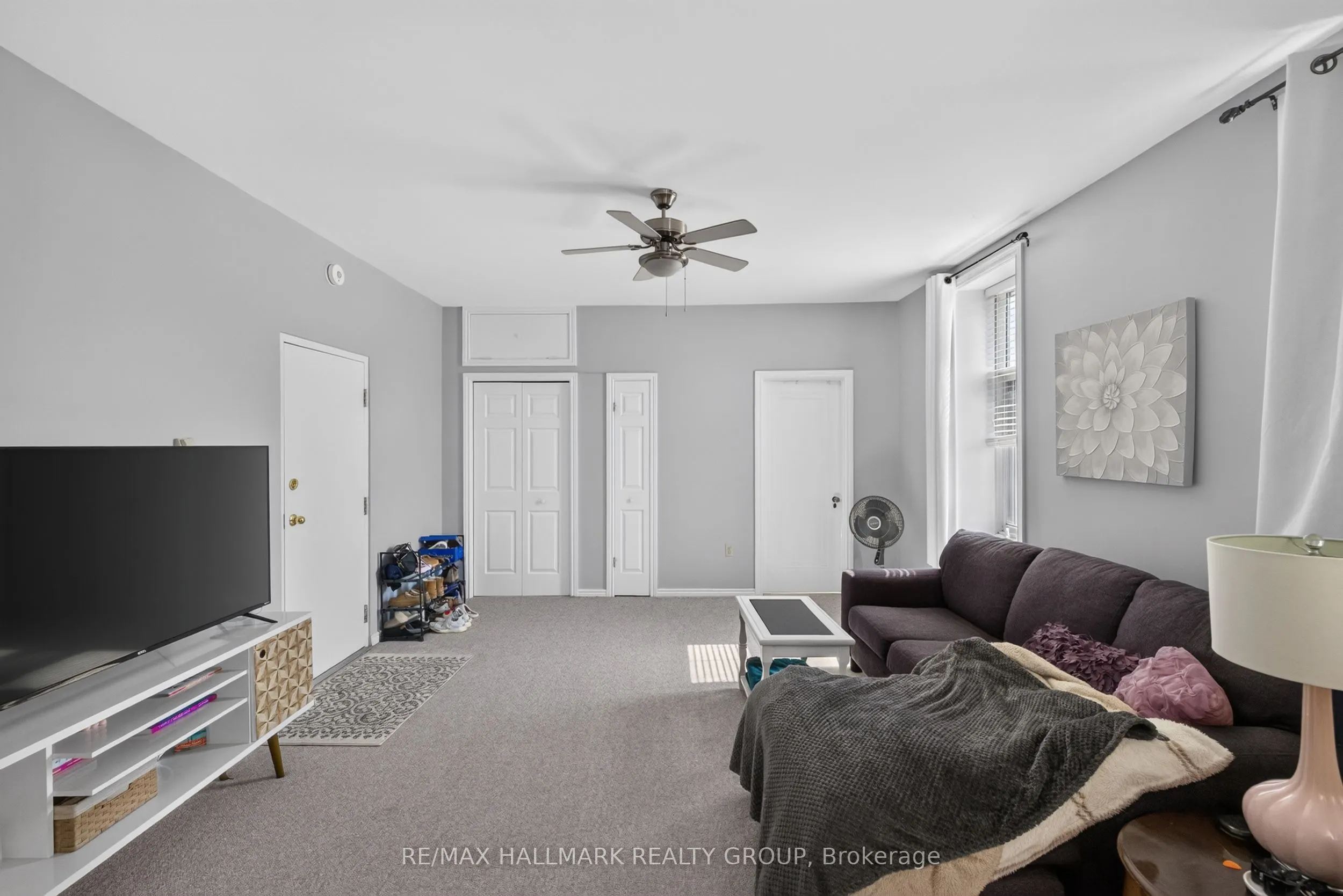 100 John Street N