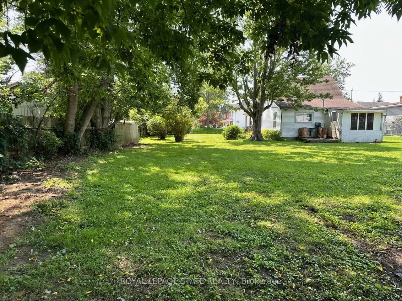 VL North Cayuga Street W